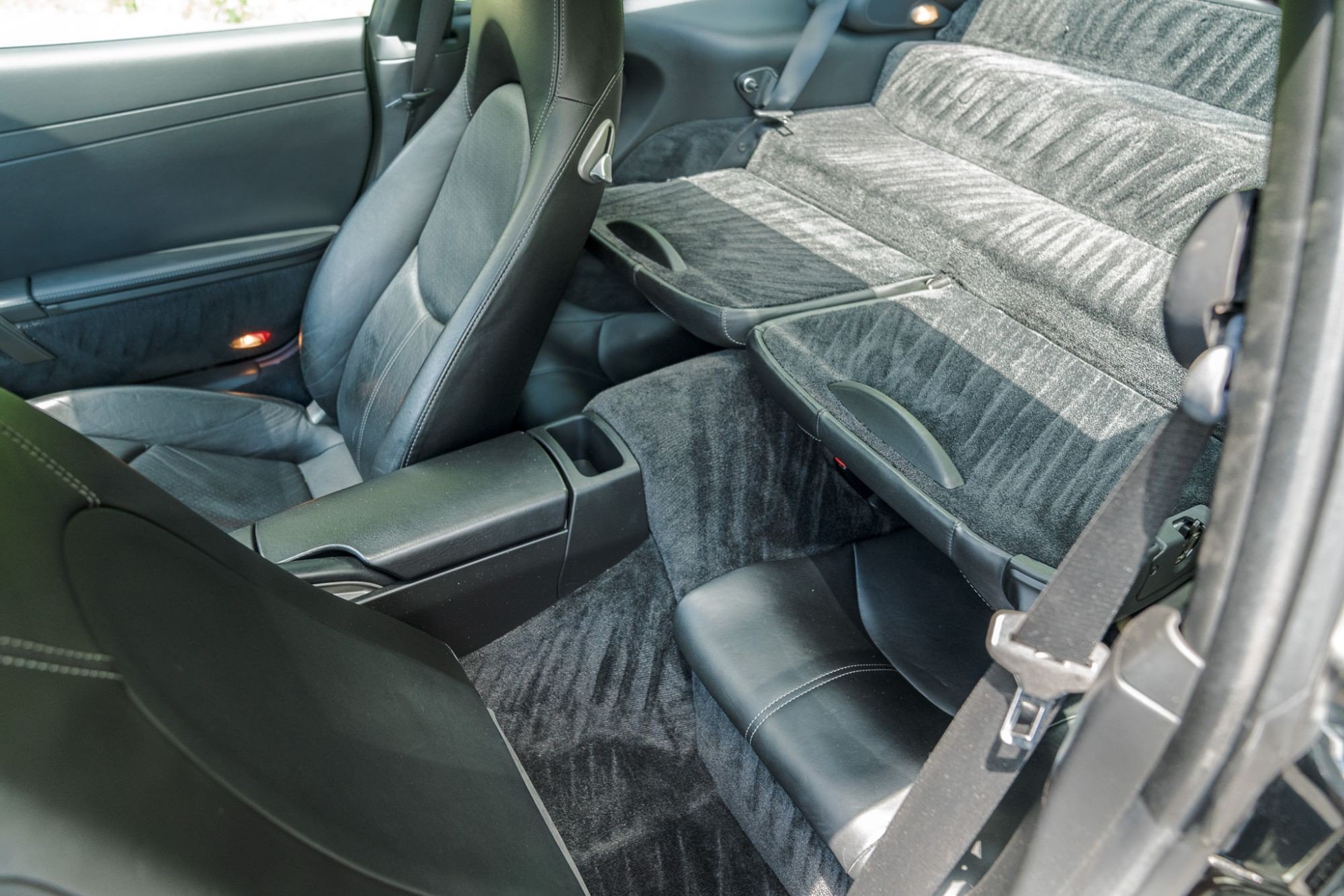2007 Porsche 911 Targa 4S in Black, interior photo 6