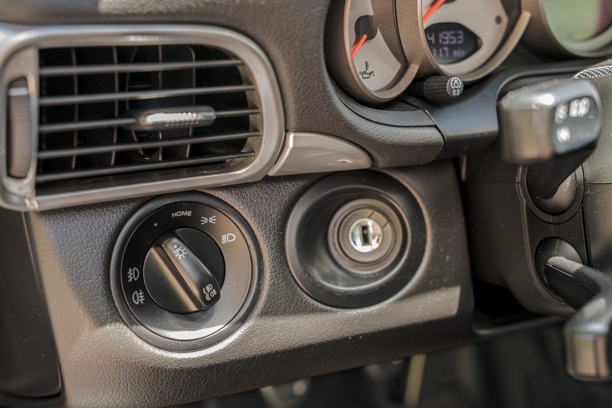 2007 Porsche 911 Targa 4S in Black, interior photo 15