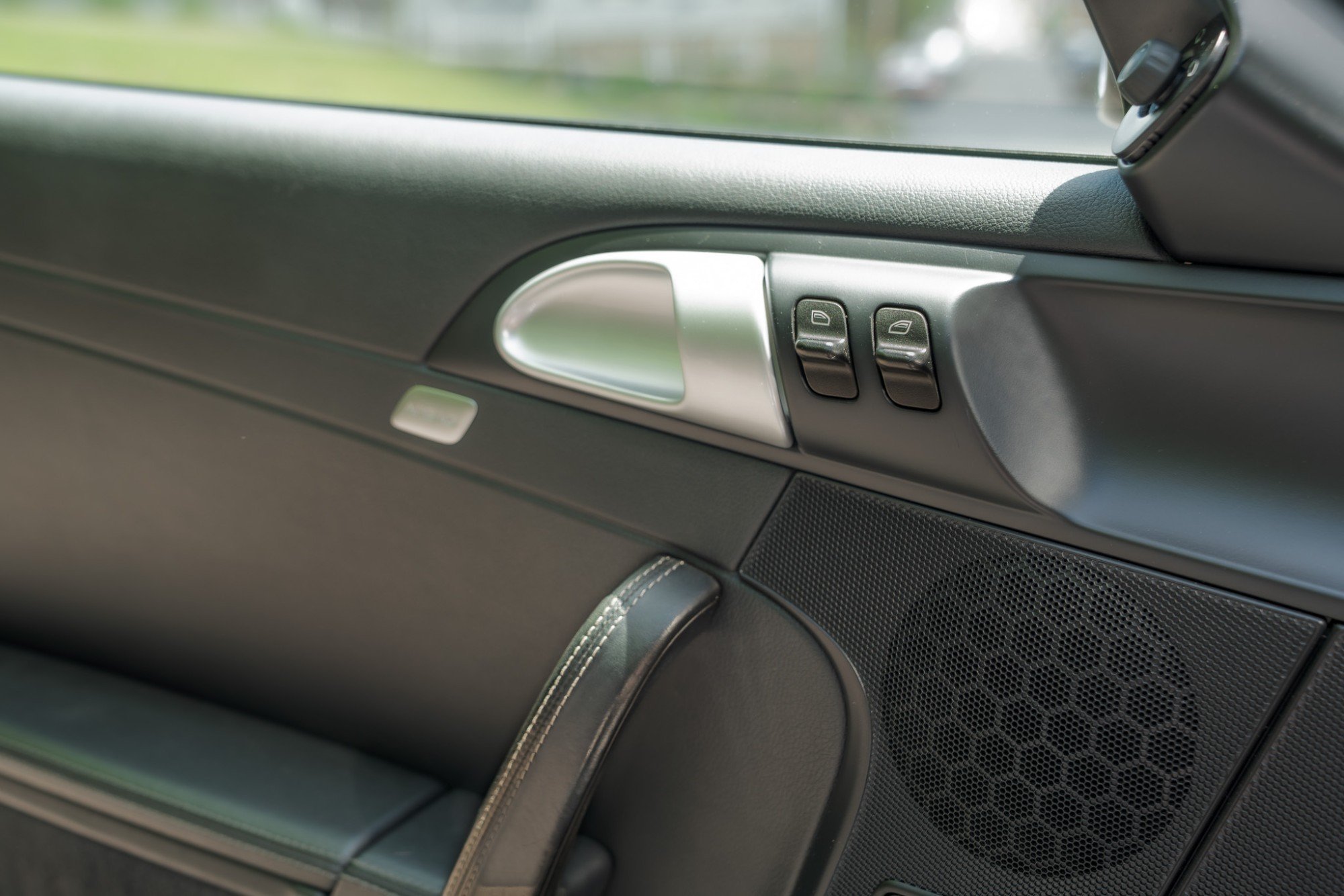 2007 Porsche 911 Targa 4S in Black, interior photo 20