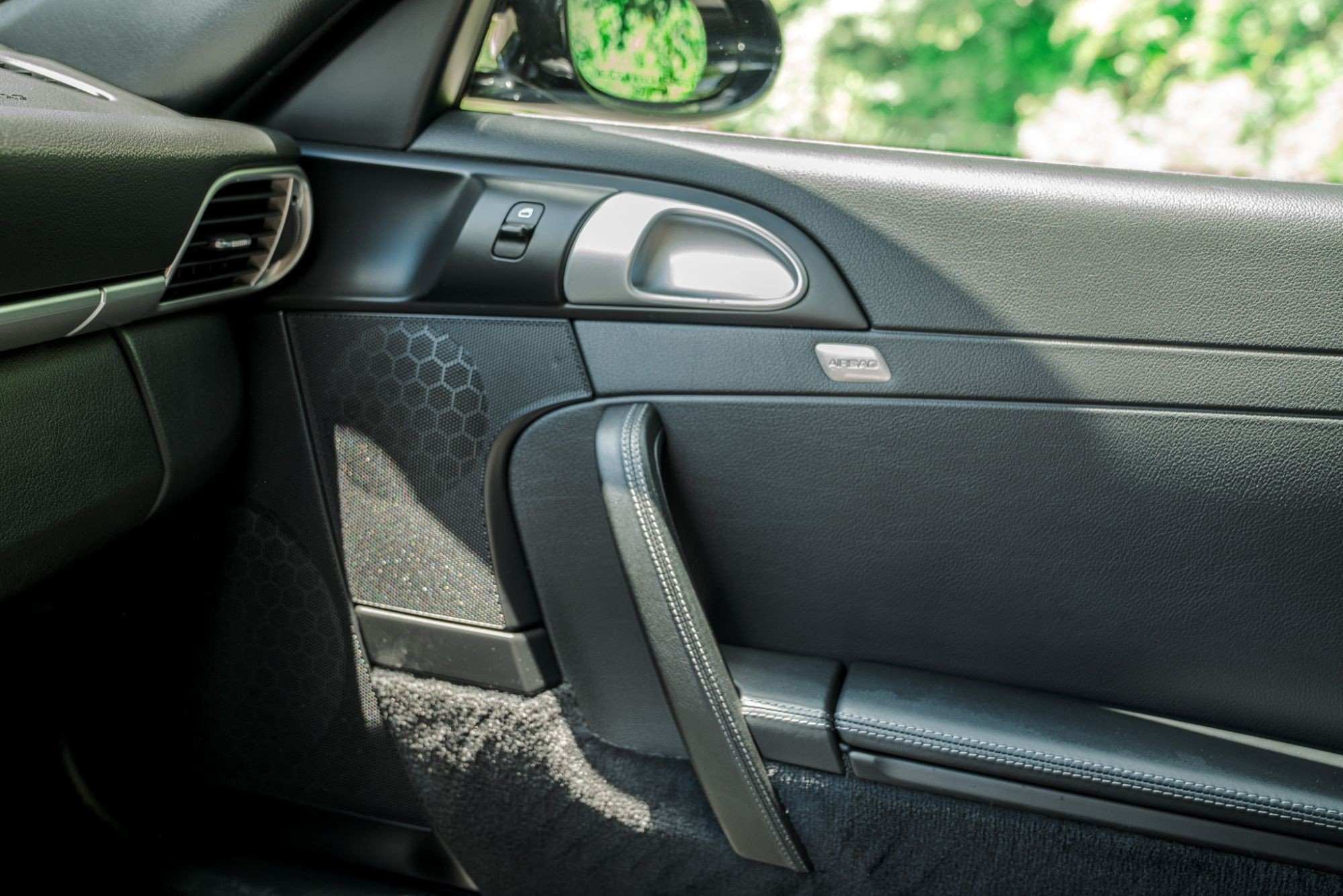 2007 Porsche 911 Targa 4S in Black, interior photo 21