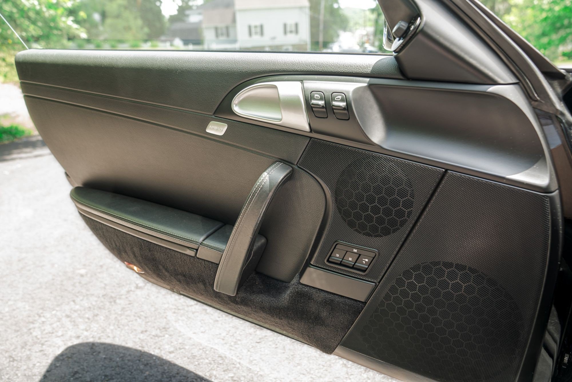 2007 Porsche 911 Targa 4S in Black, interior photo 22