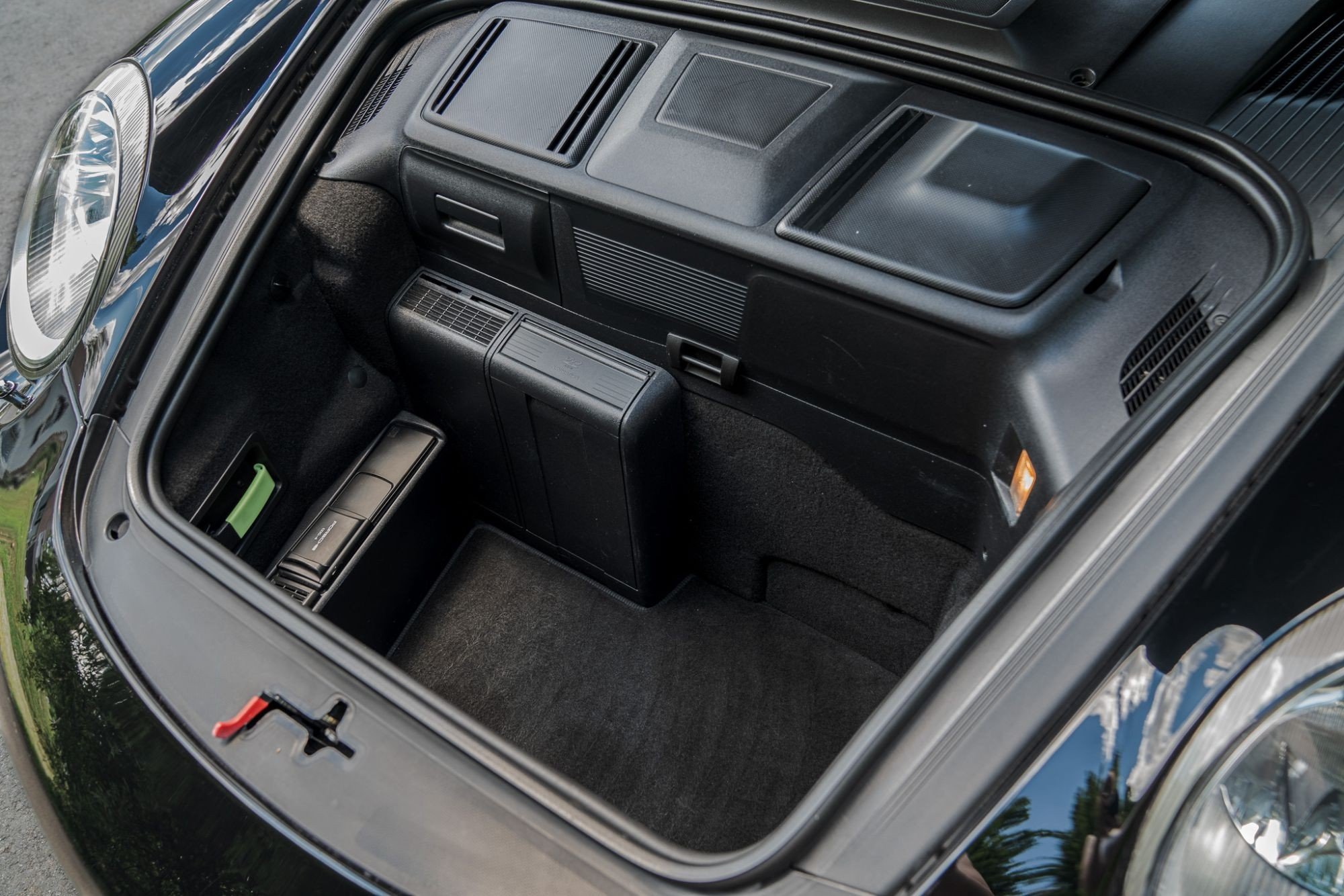 2007 Porsche 911 Targa 4S in Black, interior photo 29