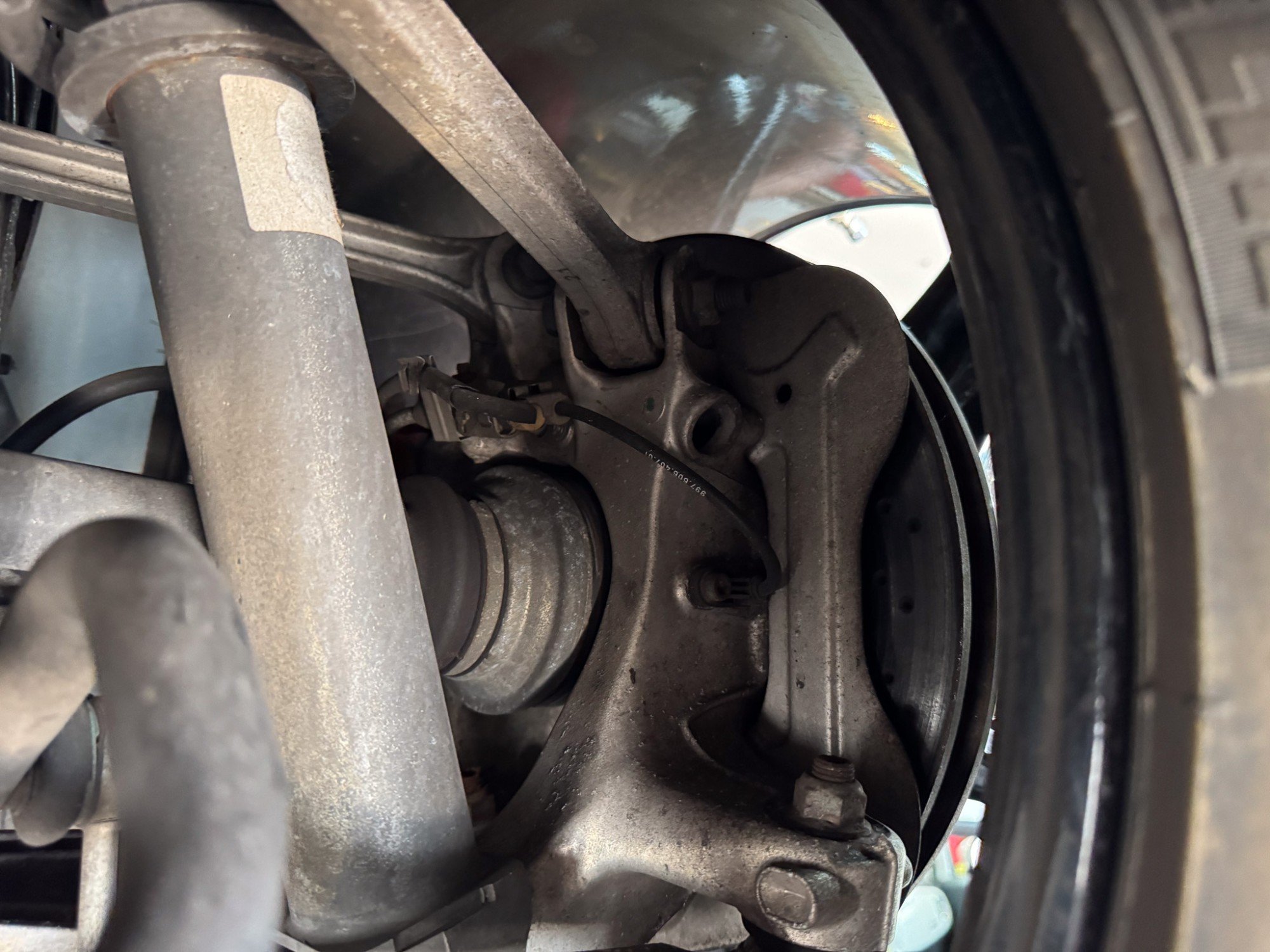 2007 Porsche 911 Targa 4S in Black, undercarriage photo 27