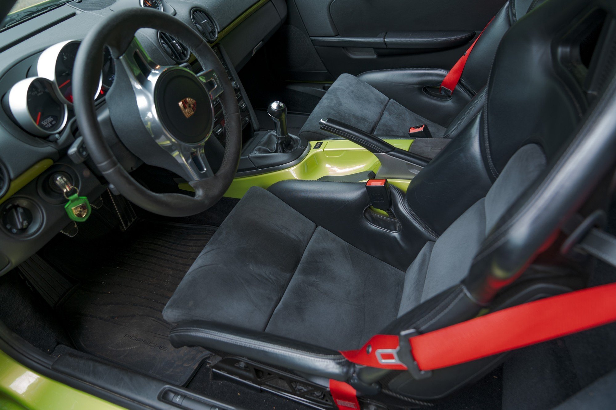 2012 Porsche Cayman R - Photo 27