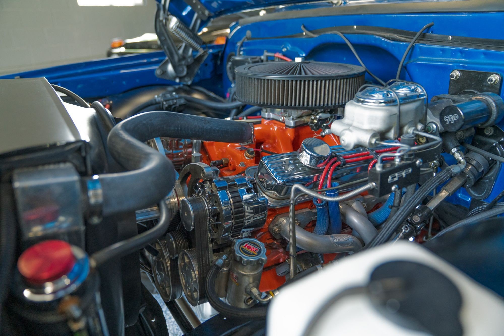 1972 Chevrolet Blazer CST in Blue, engine photo 2