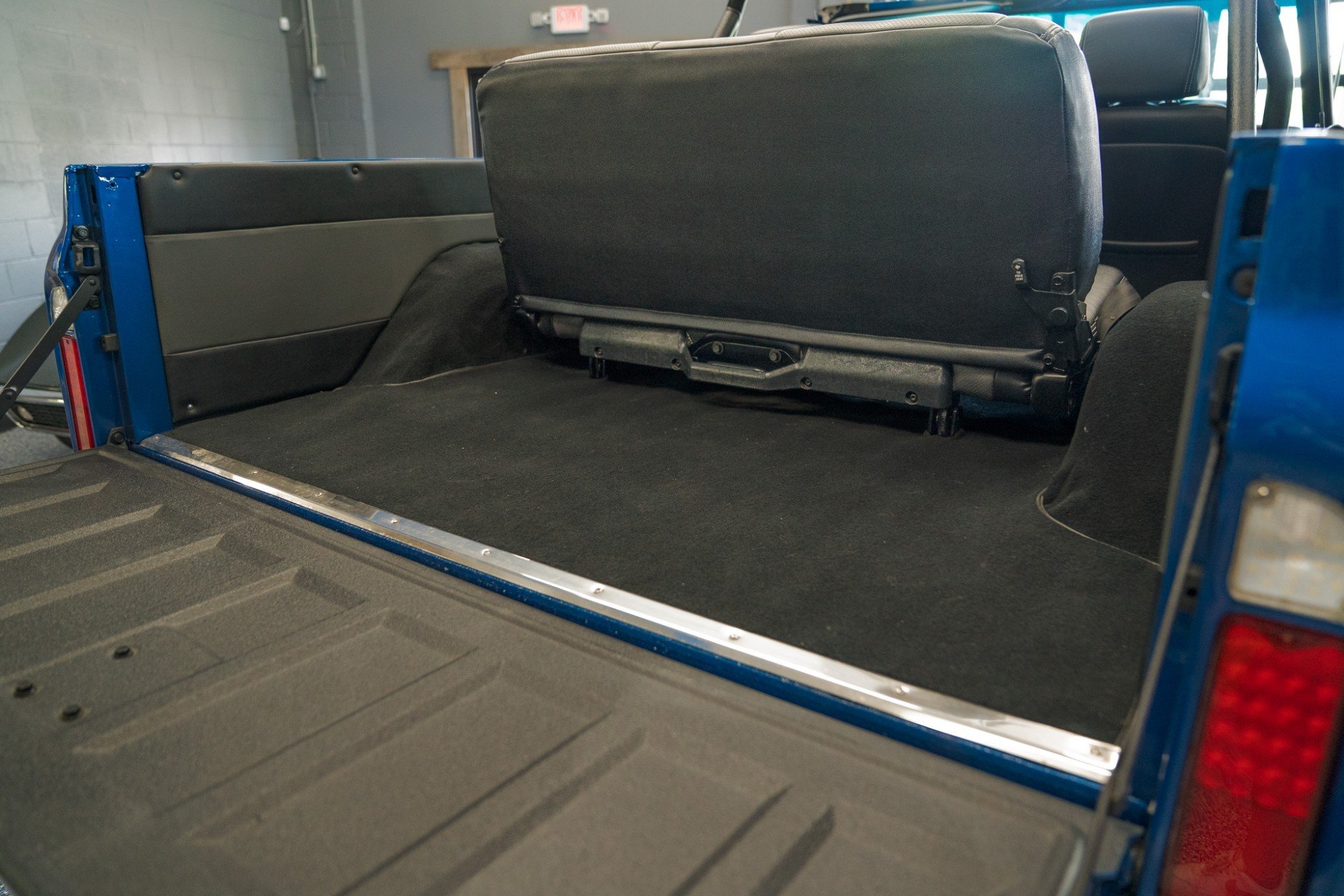 1972 Chevrolet Blazer CST in Blue, interior photo 25