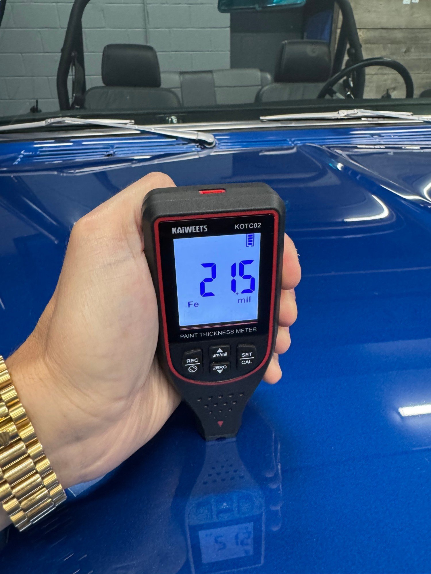 1972 Chevrolet Blazer CST in Blue, paint meter photo 2