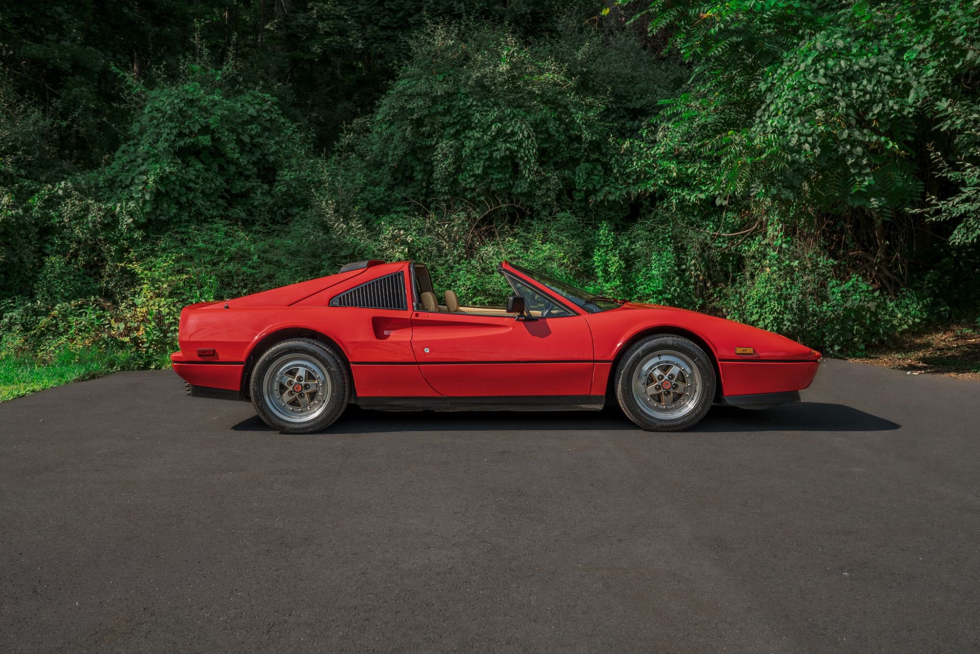 1986 Ferrari 328 GTS in Rosso Corsa, exterior photo 9