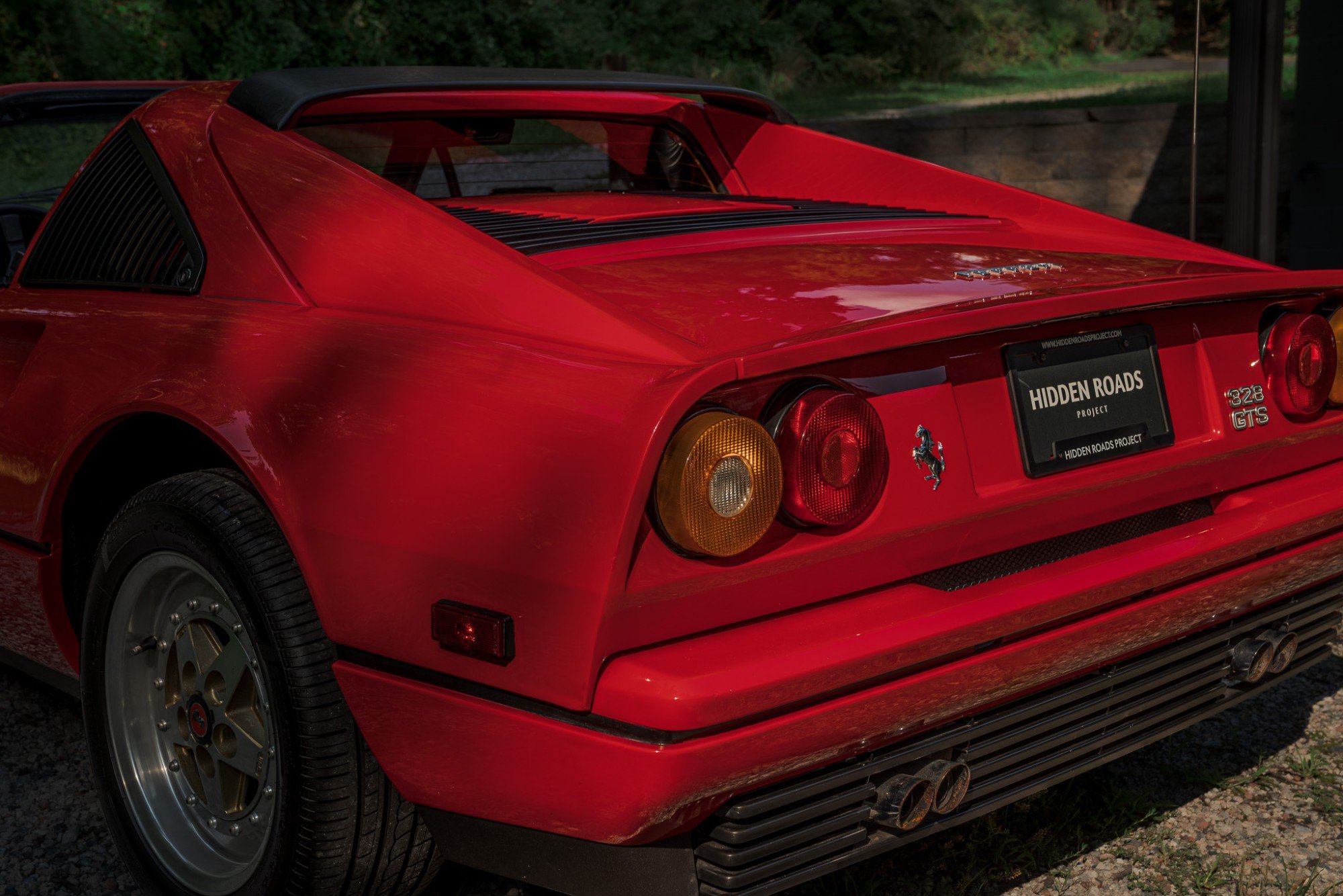 1986 Ferrari 328 GTS in Rosso Corsa, exterior photo 15