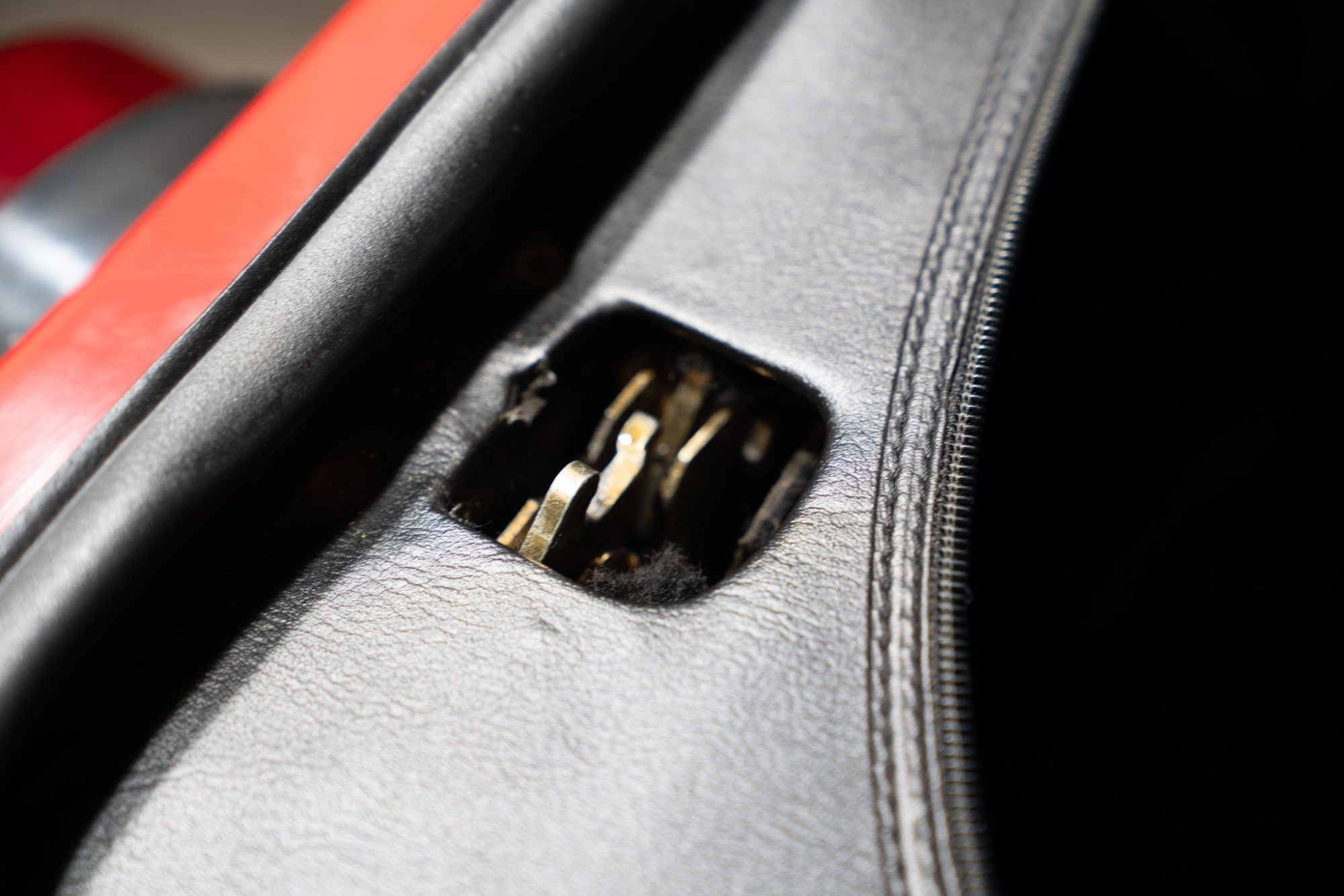 1986 Ferrari 328 GTS in Rosso Corsa, engine photo 26