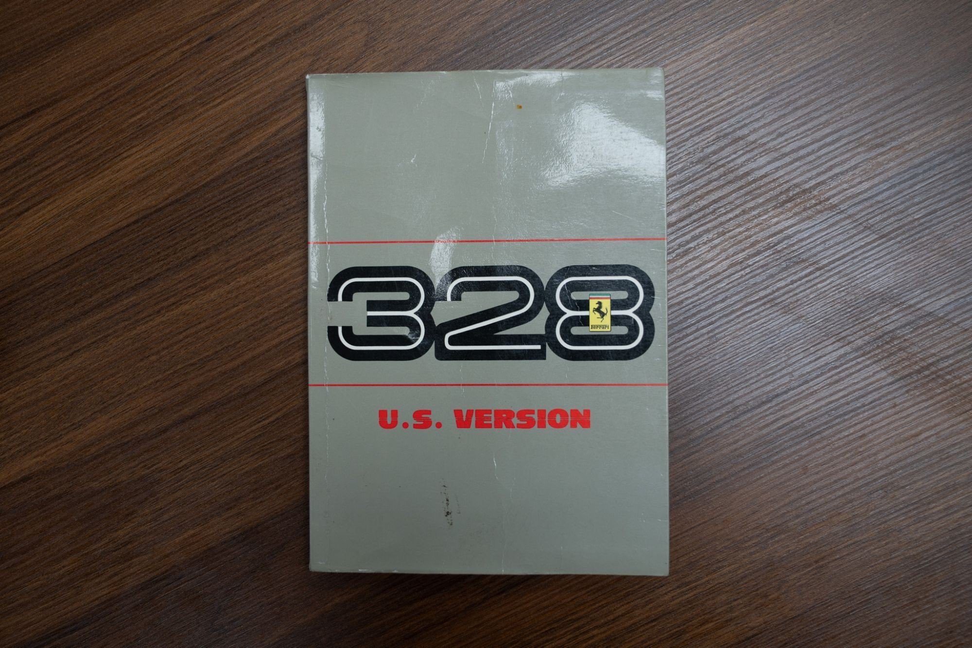 1986 Ferrari 328 GTS in Rosso Corsa, keys and books photo 4