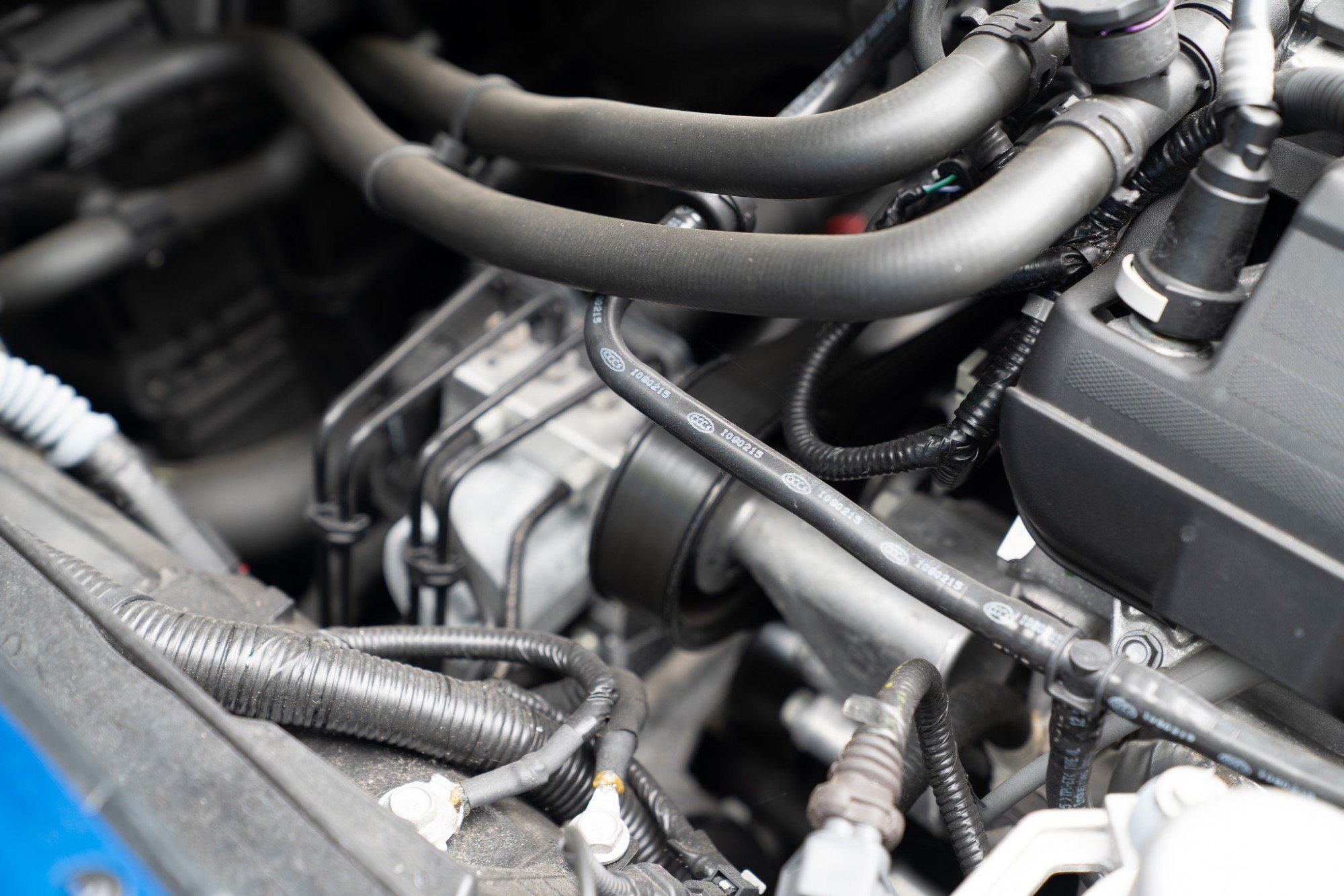2016 Chevrolet Corvette Z06 in Laguna Blue Tintcoat, engine photo 5