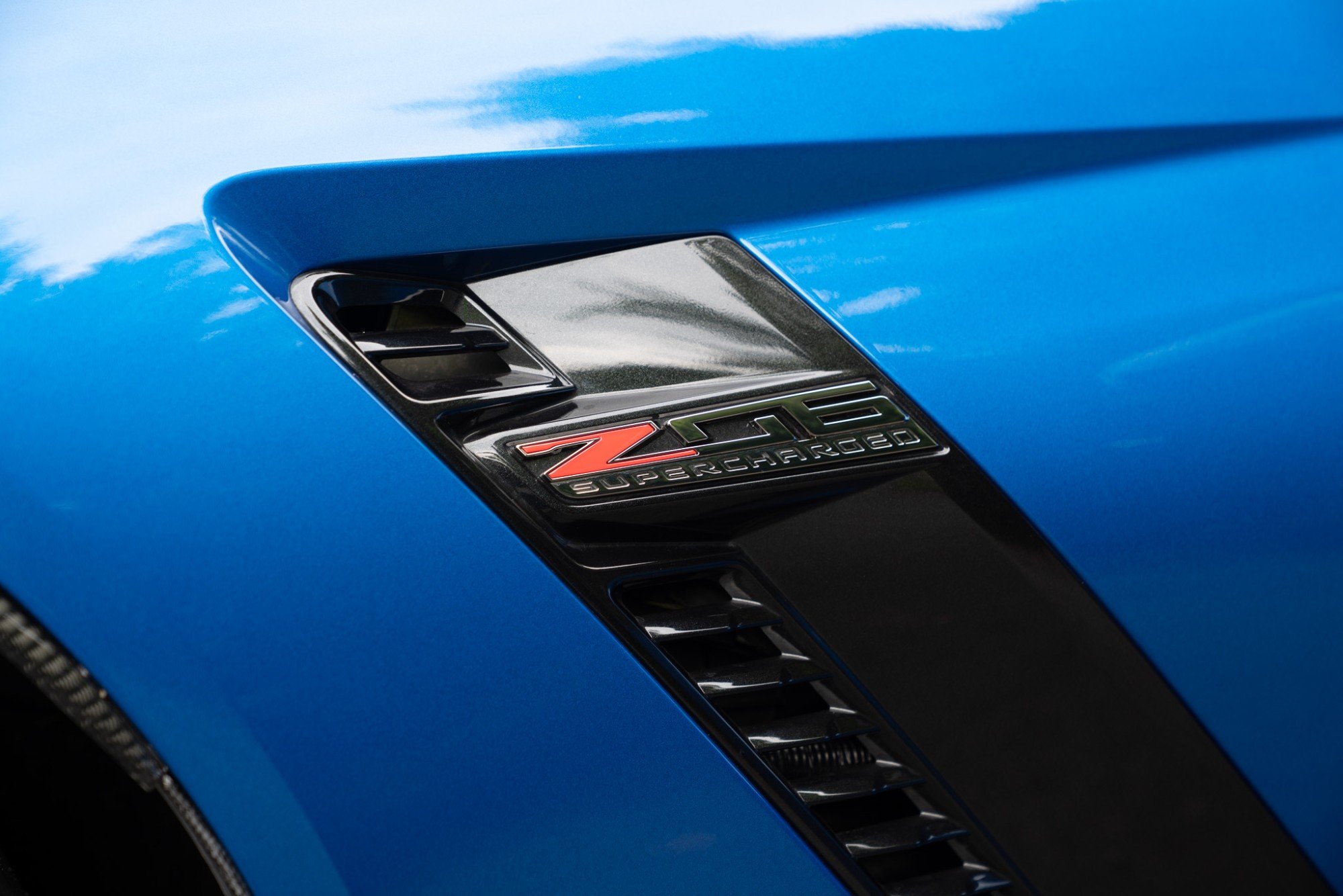 2016 Chevrolet Corvette Z06 in Laguna Blue Tintcoat, exterior photo 15