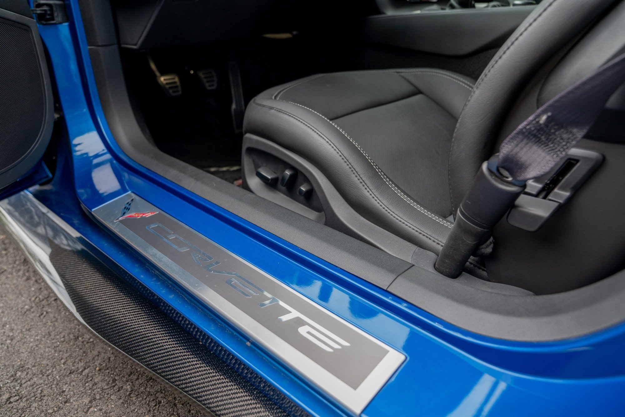 2016 Chevrolet Corvette Z06 in Laguna Blue Tintcoat, interior cover photo