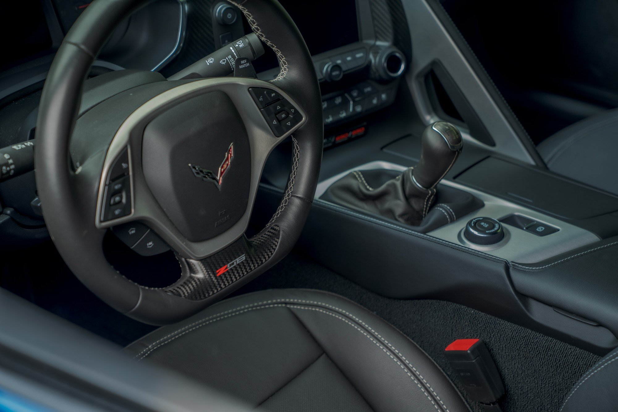 2016 Chevrolet Corvette Z06 in Laguna Blue Tintcoat, interior photo 5