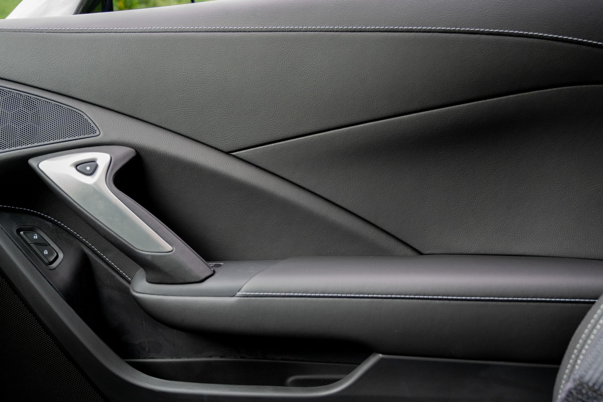 2016 Chevrolet Corvette Z06 in Laguna Blue Tintcoat, interior photo 23