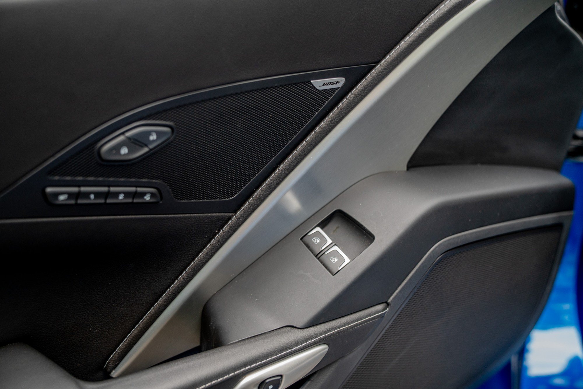 2016 Chevrolet Corvette Z06 in Laguna Blue Tintcoat, interior photo 24