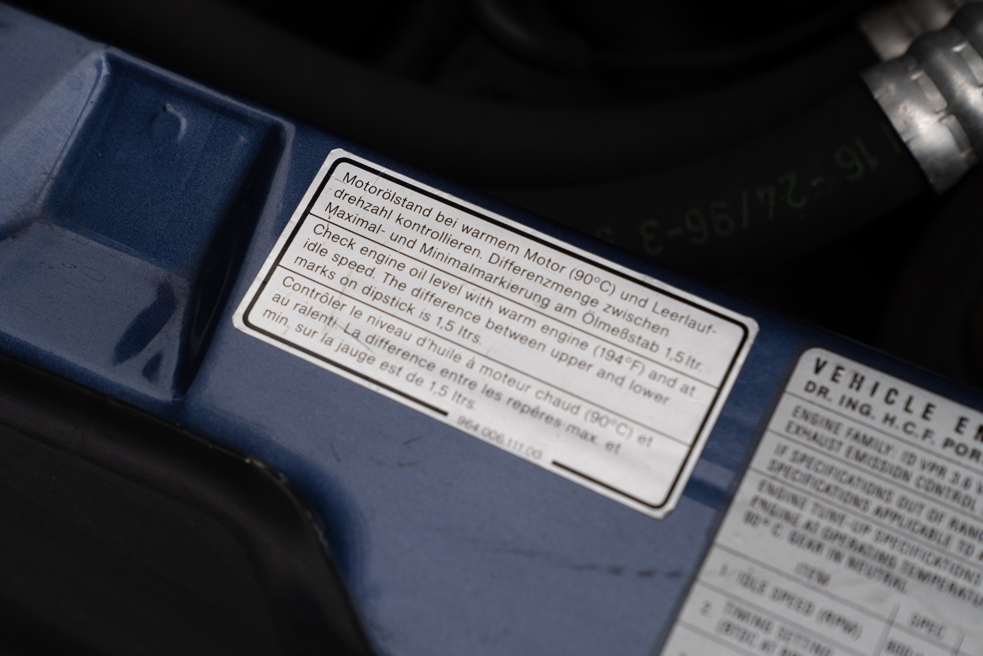 1997 Porsche 911 Carrera in Zenith Blue Metallic, engine photo 16