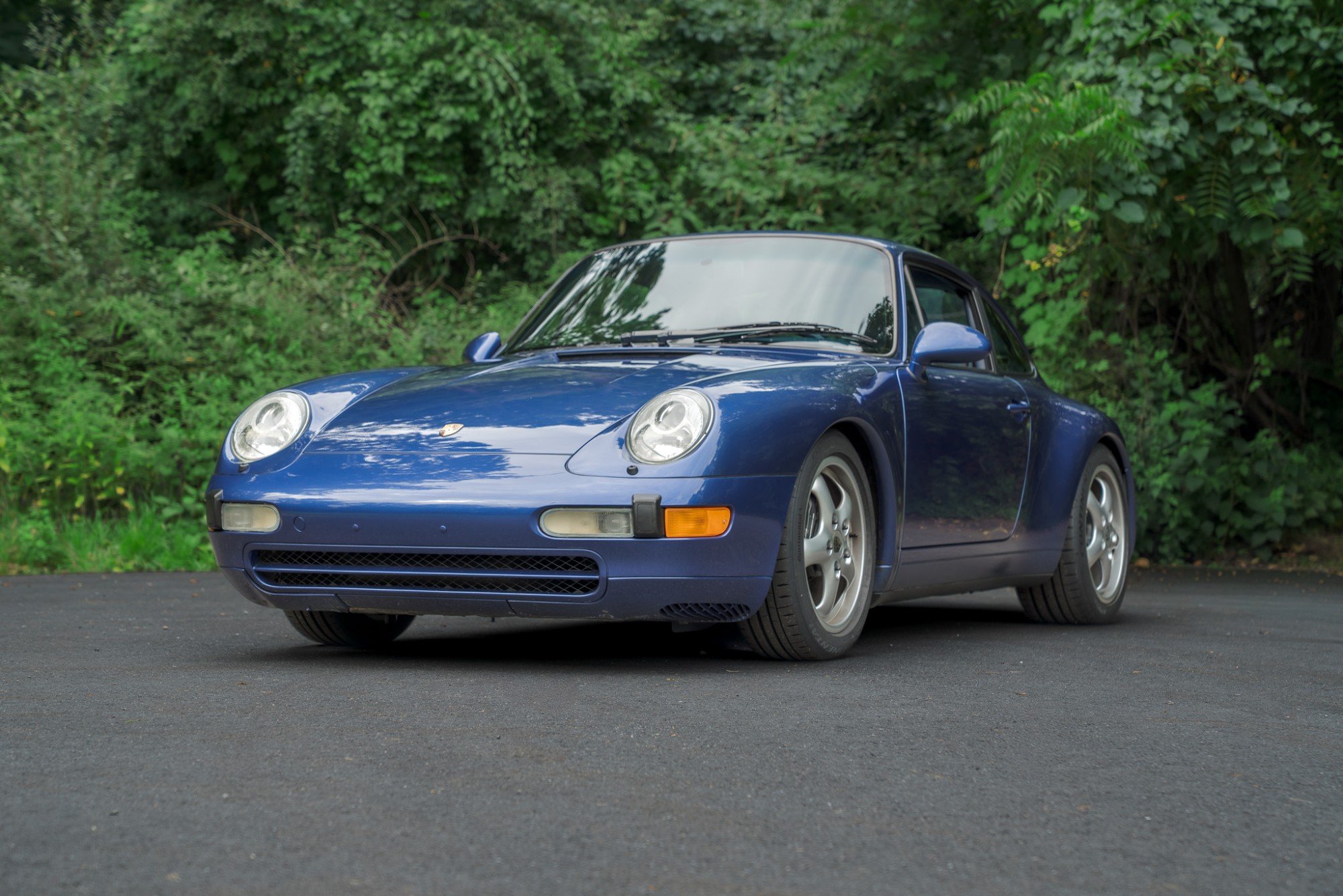 1997 Porsche 911 Carrera in Zenith Blue Metallic, exterior photo 3
