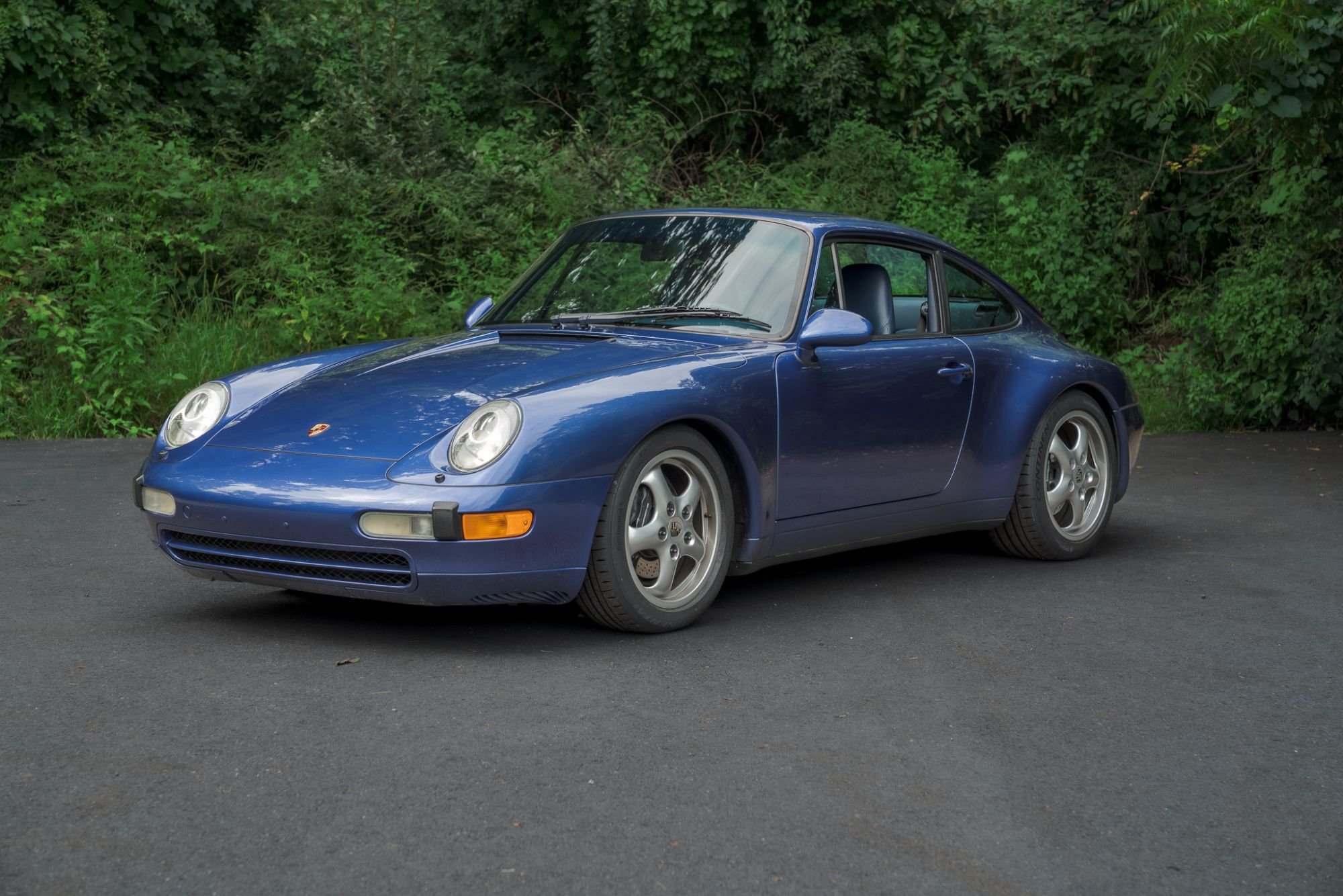 1997 Porsche 911 Carrera in Zenith Blue Metallic, exterior photo 4