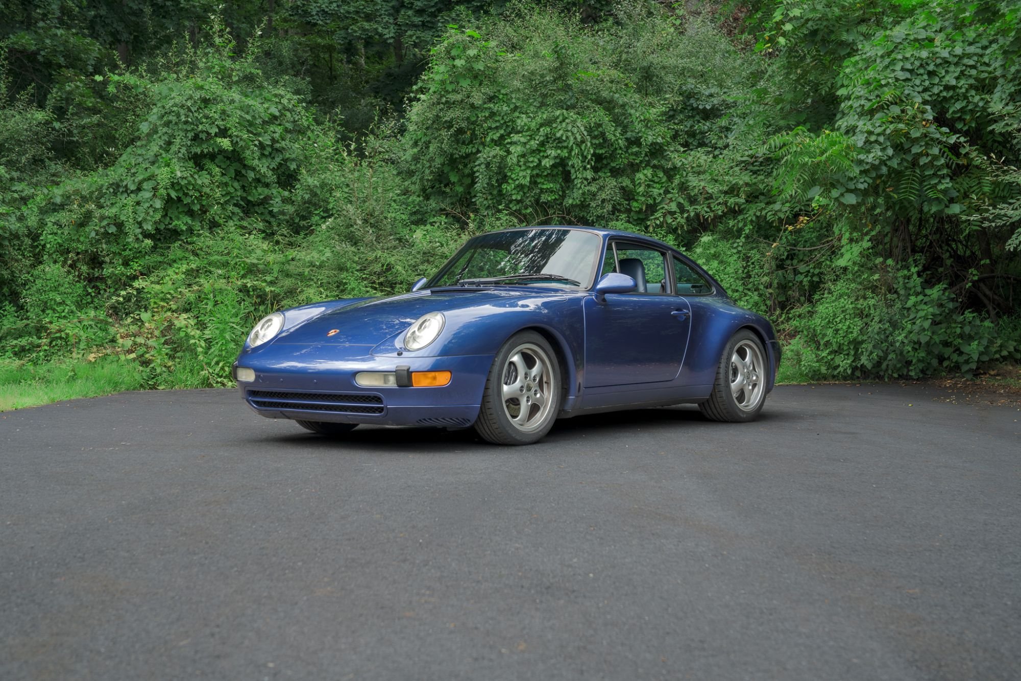 1997 Porsche 911 Carrera in Zenith Blue Metallic, exterior photo 6