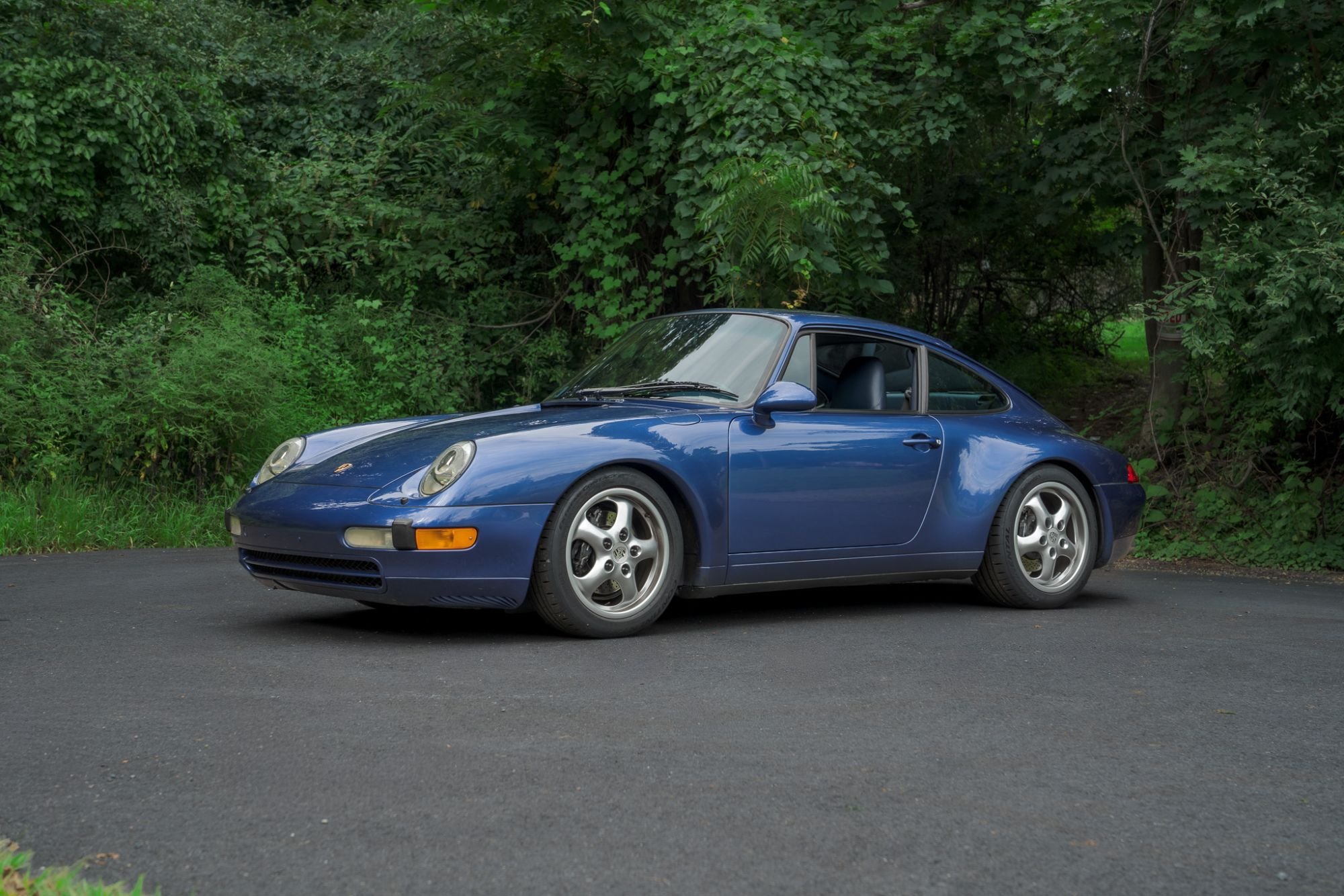 1997 Porsche 911 Carrera in Zenith Blue Metallic, exterior photo 7