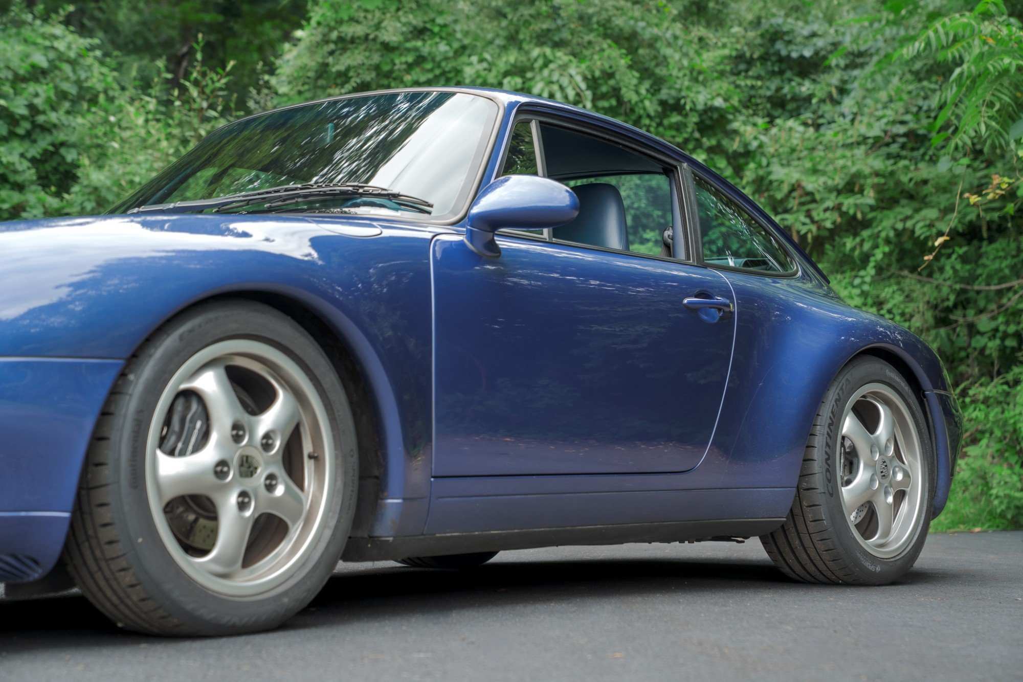 1997 Porsche 911 Carrera in Zenith Blue Metallic, exterior photo 12