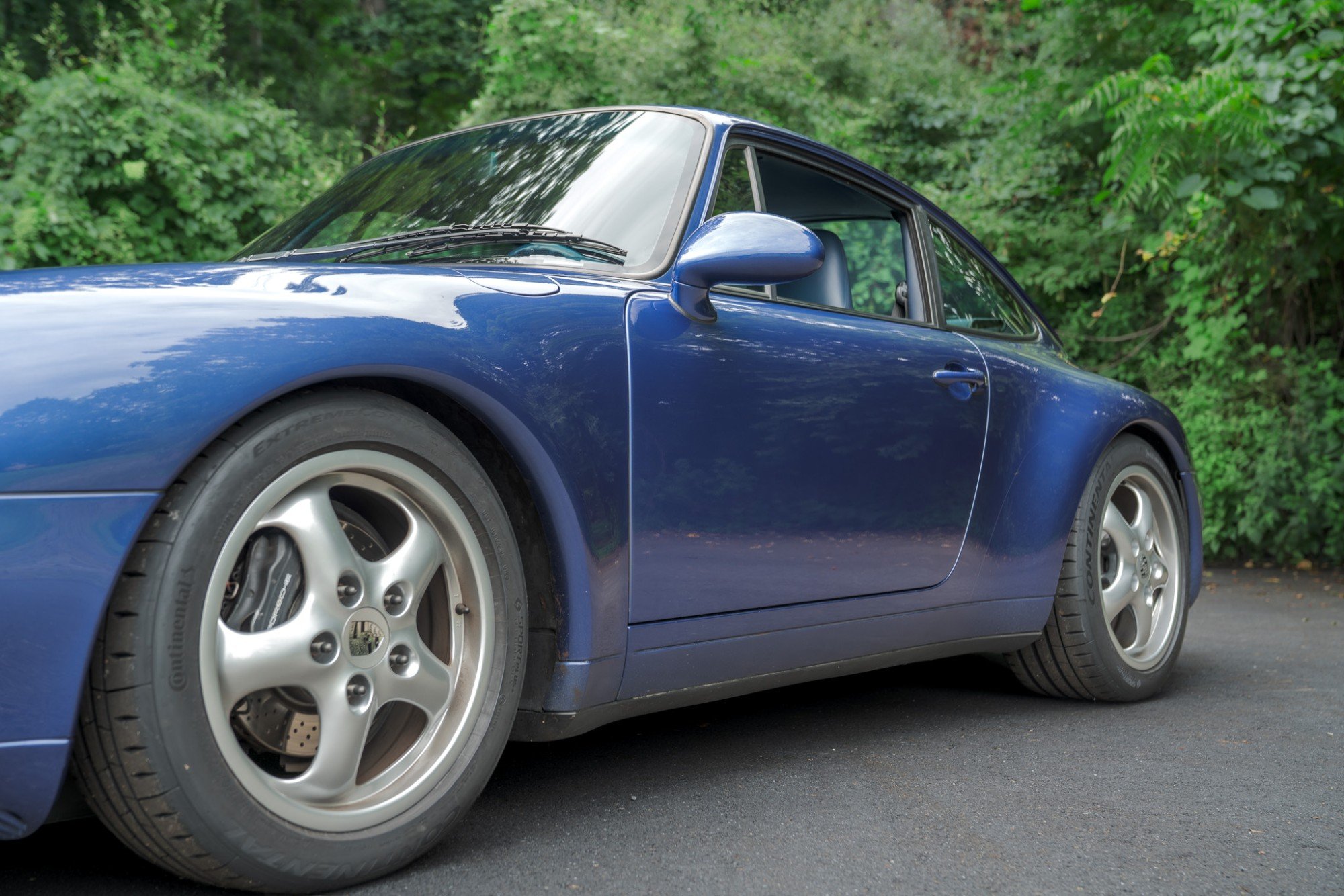 1997 Porsche 911 Carrera in Zenith Blue Metallic, exterior photo 17