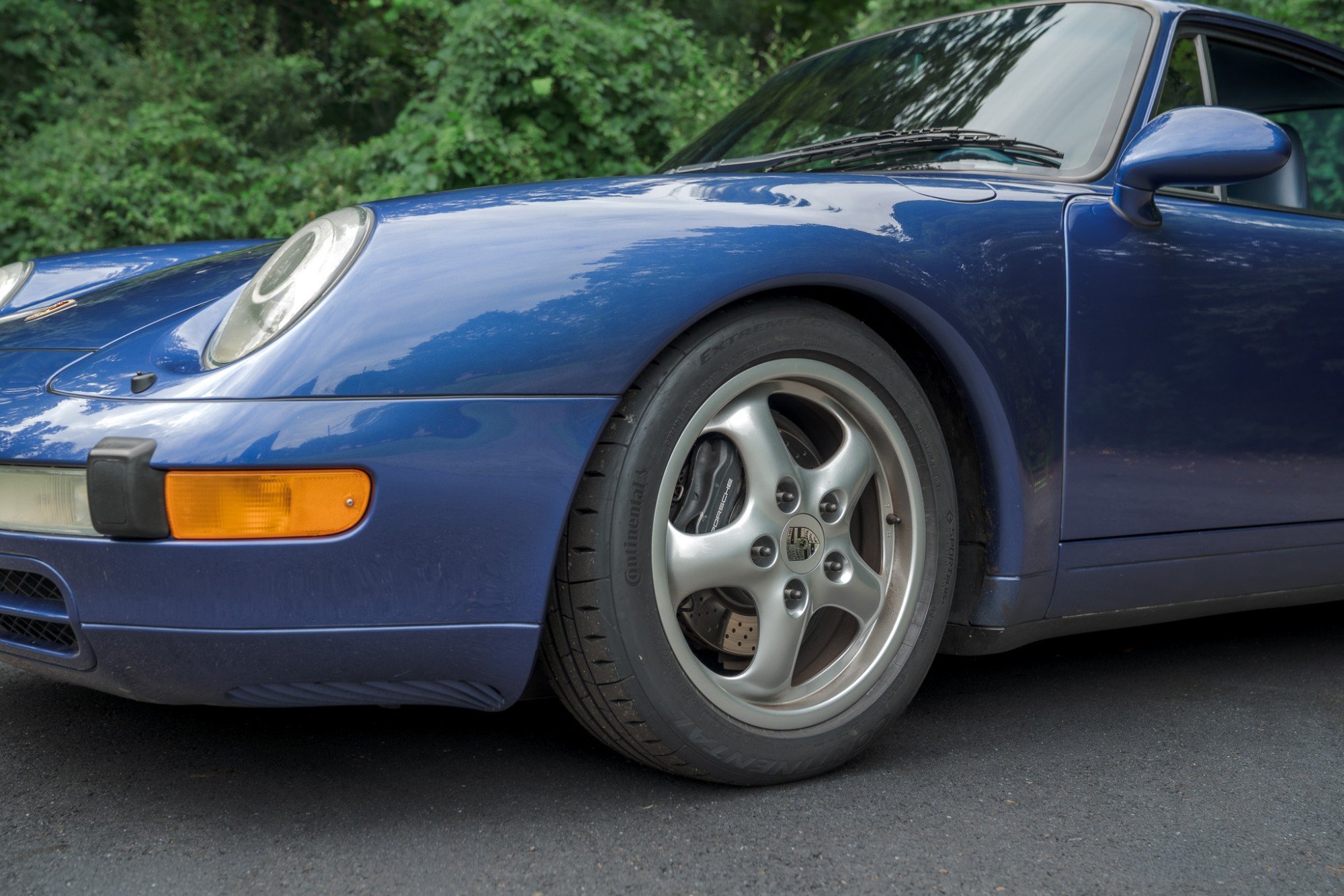 1997 Porsche 911 Carrera in Zenith Blue Metallic, exterior photo 18