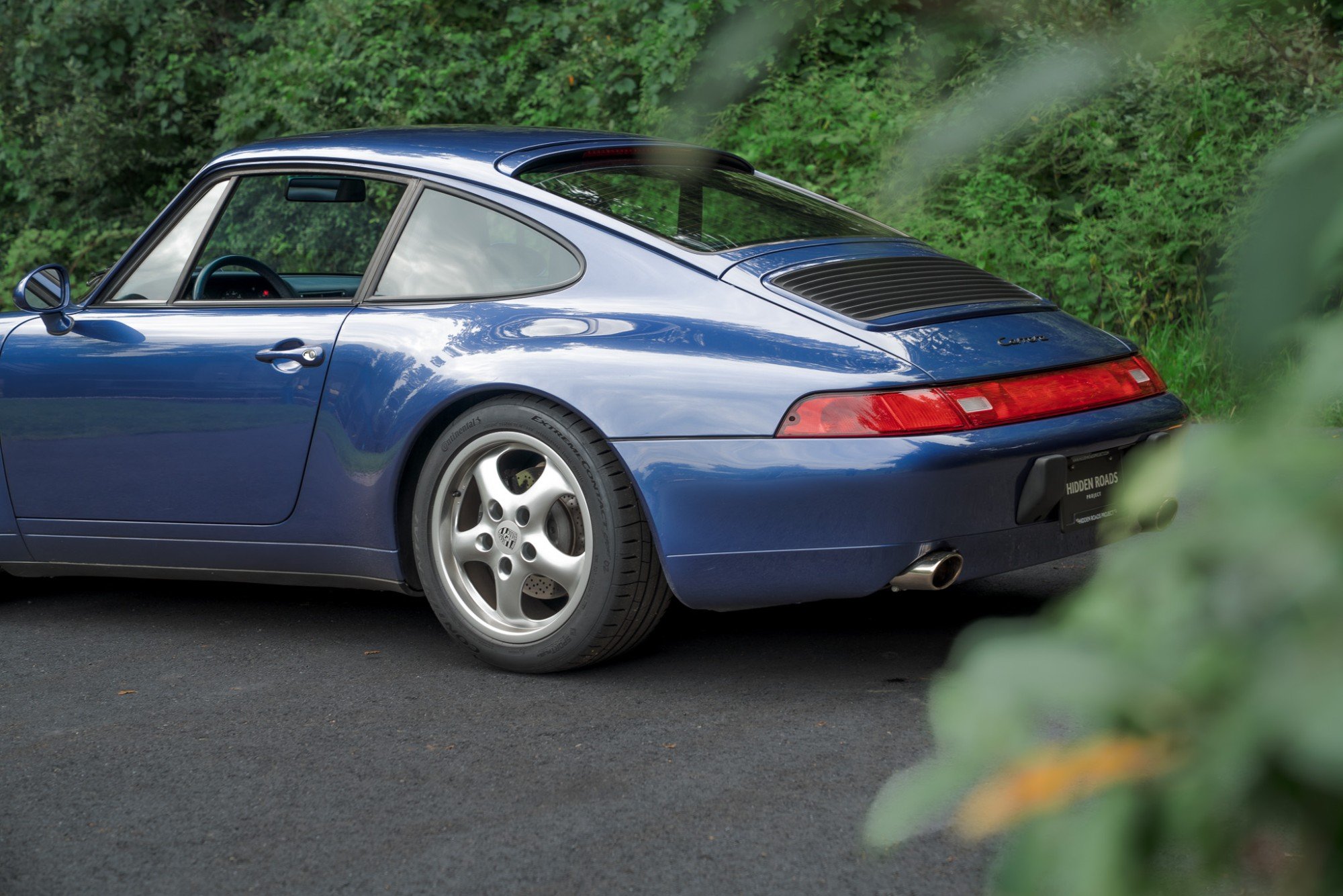 1997 Porsche 911 Carrera in Zenith Blue Metallic, exterior photo 21