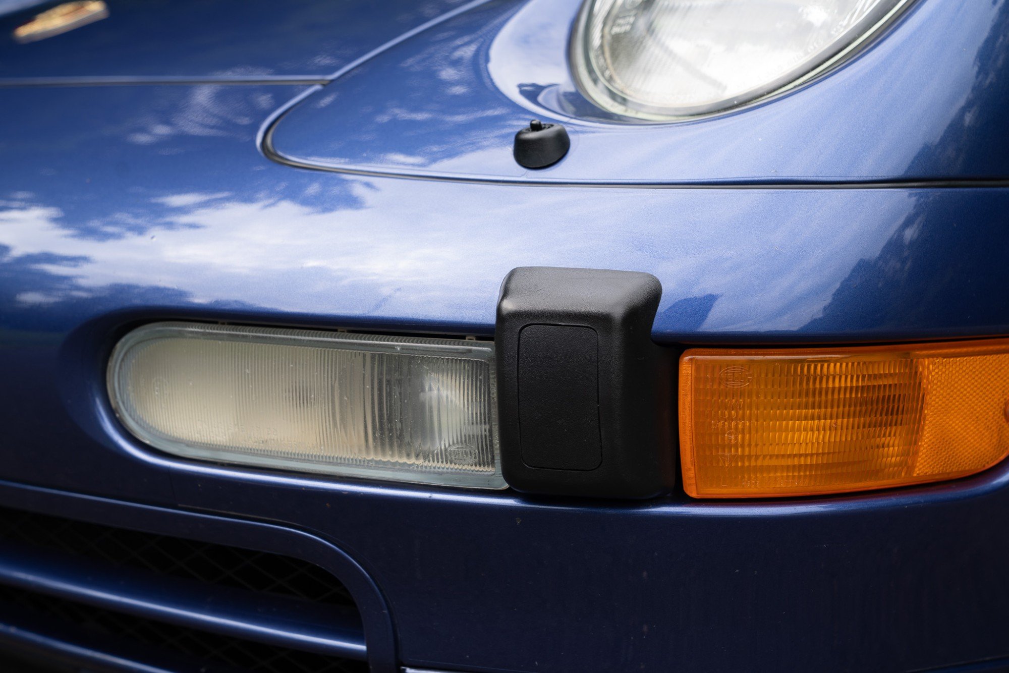 1997 Porsche 911 Carrera in Zenith Blue Metallic, exterior photo 25