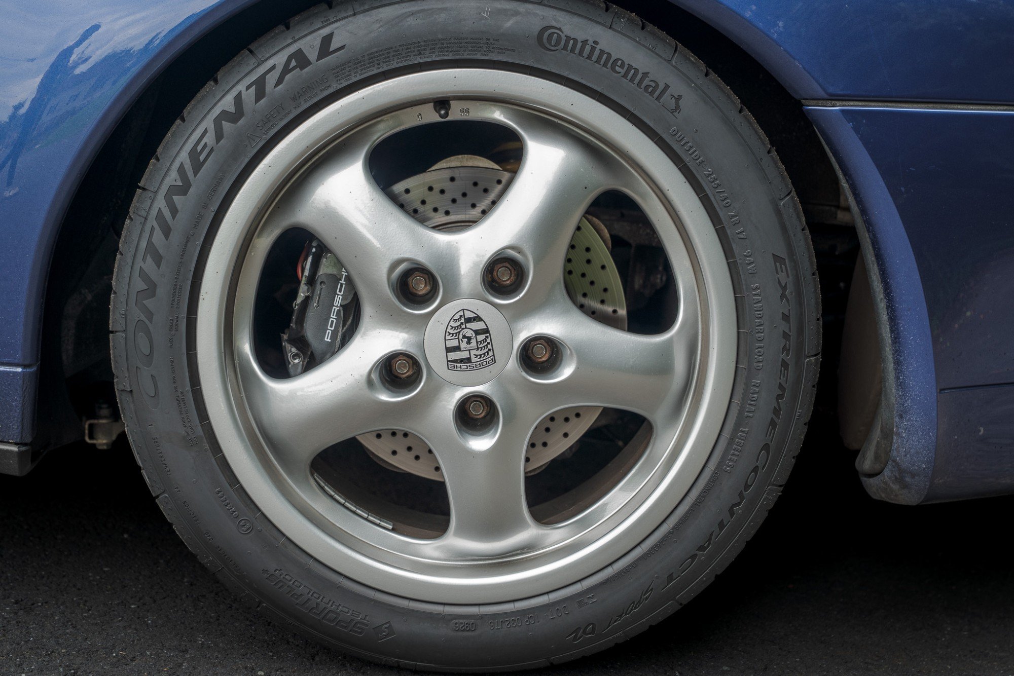 1997 Porsche 911 Carrera in Zenith Blue Metallic, exterior photo 30