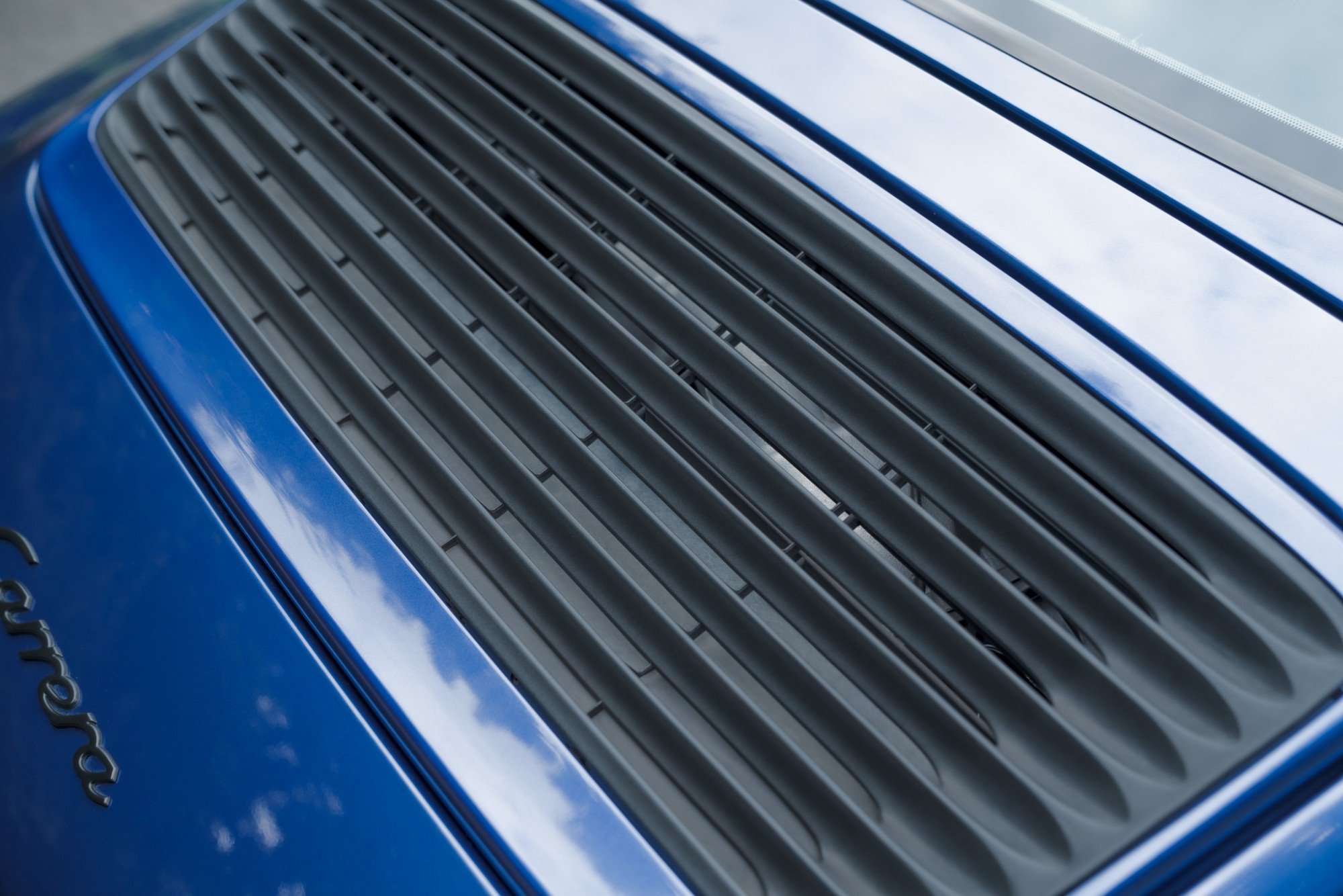 1997 Porsche 911 Carrera in Zenith Blue Metallic, exterior photo 35