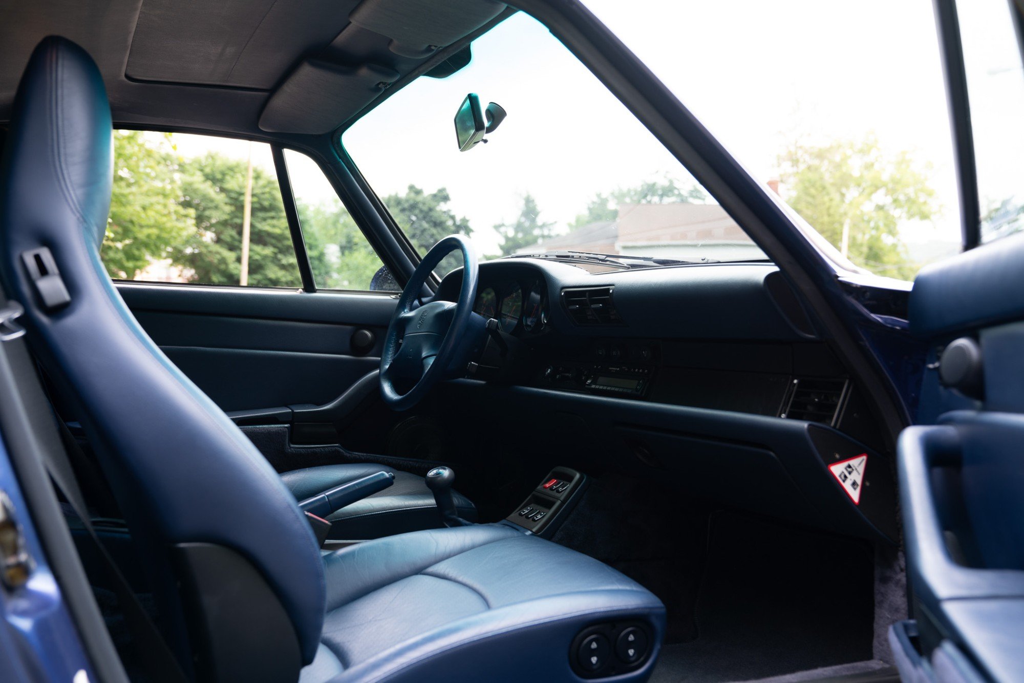 1997 Porsche 911 Carrera in Zenith Blue Metallic, interior photo 2