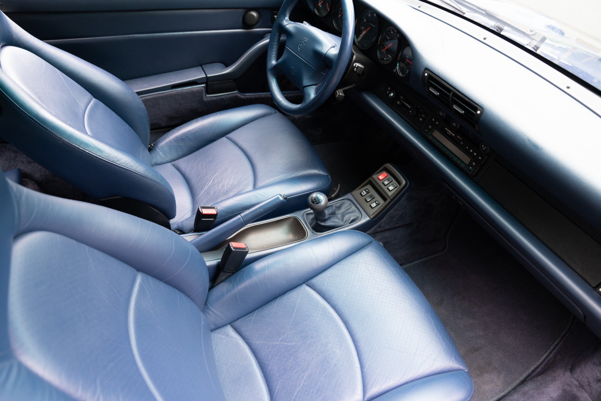 1997 Porsche 911 Carrera in Zenith Blue Metallic, interior photo 3