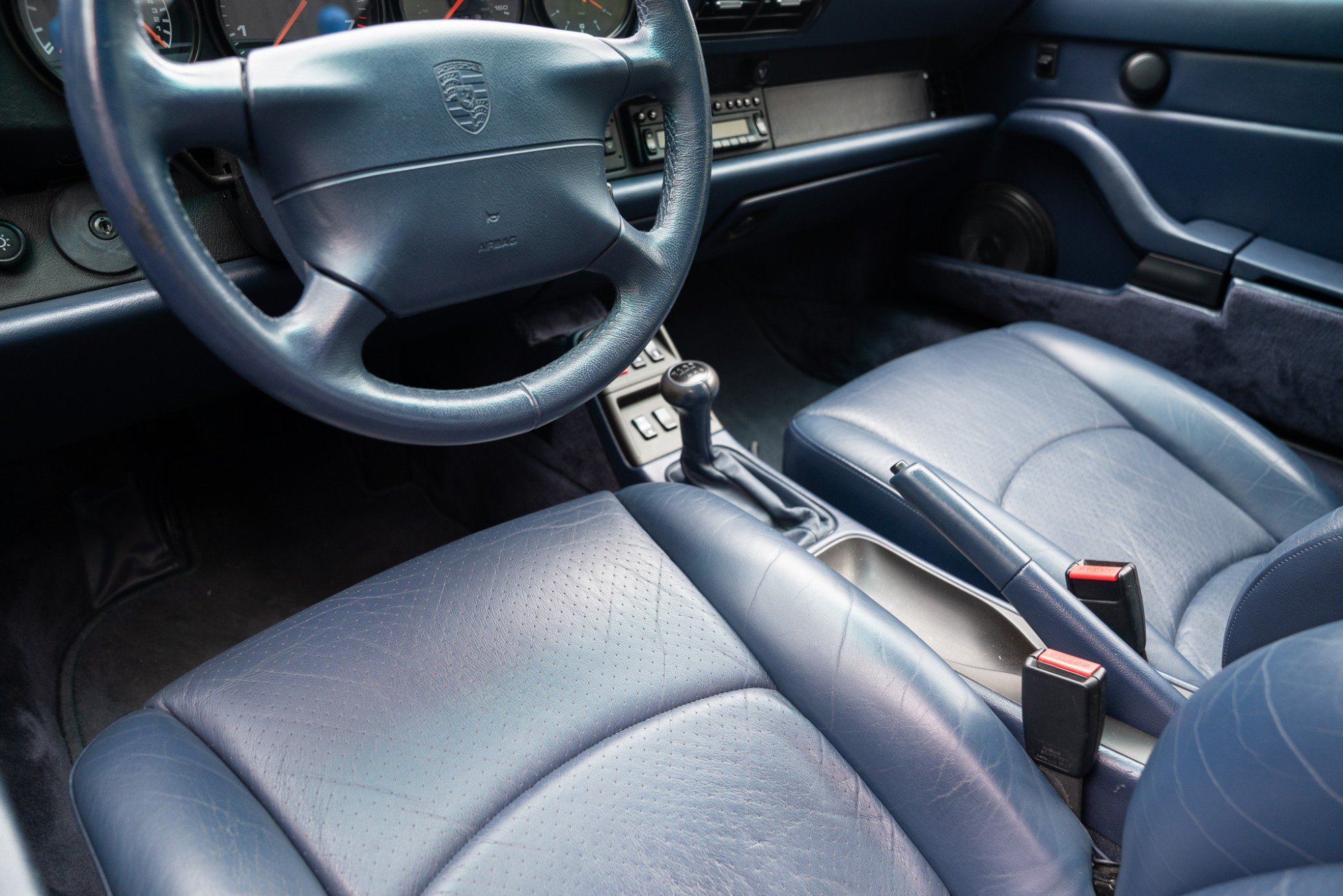 1997 Porsche 911 Carrera in Zenith Blue Metallic, interior photo 4