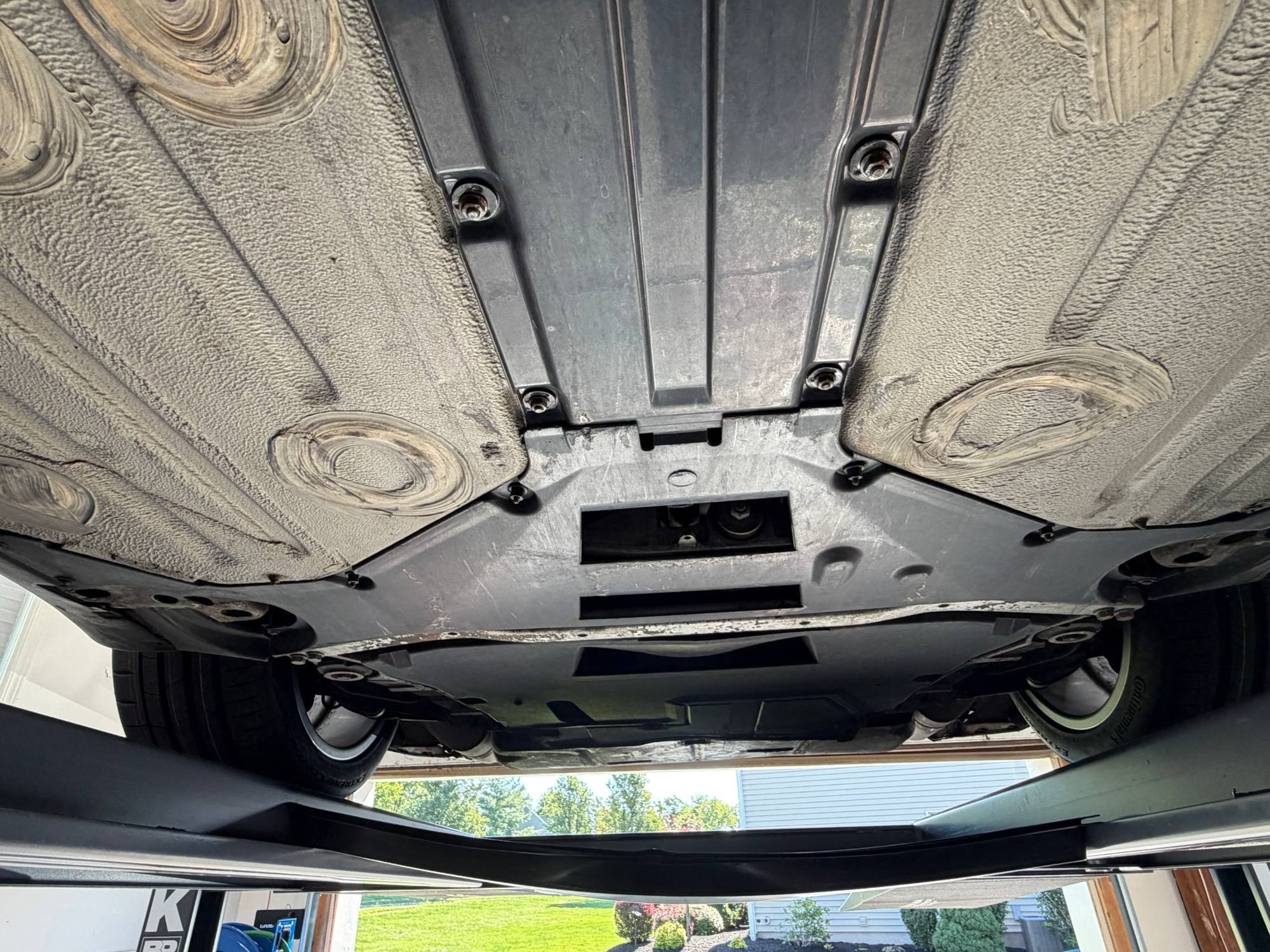 1997 Porsche 911 Carrera in Zenith Blue Metallic, undercarriage photo 2