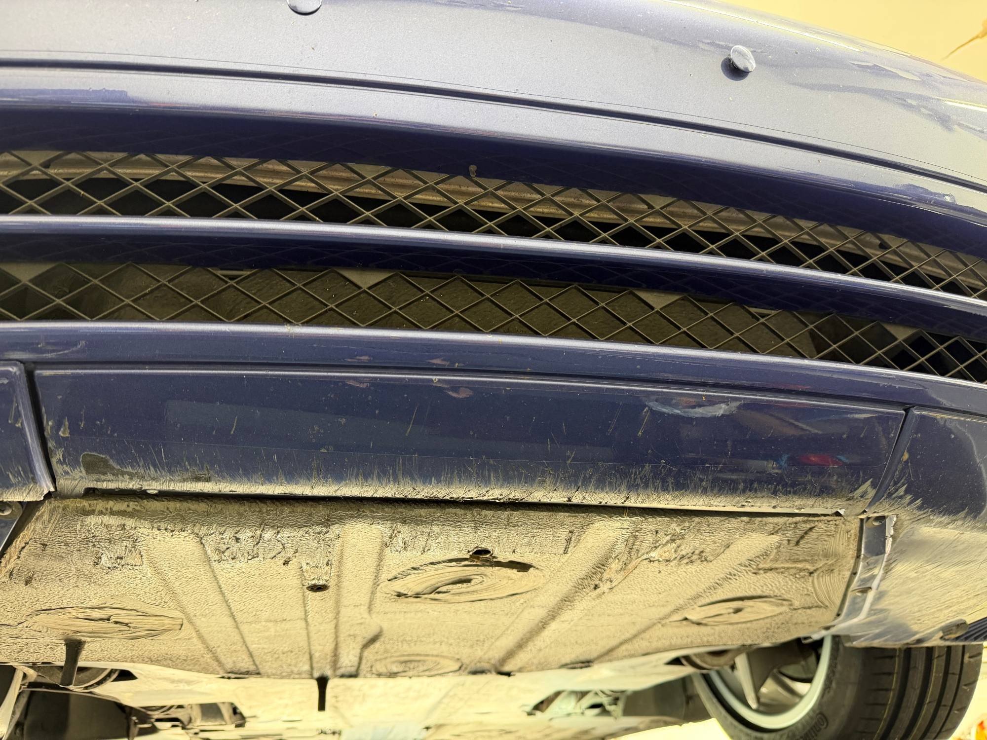 1997 Porsche 911 Carrera in Zenith Blue Metallic, undercarriage photo 8