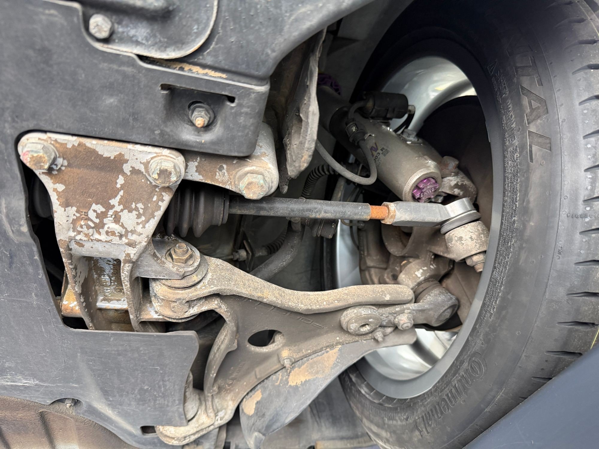 1997 Porsche 911 Carrera in Zenith Blue Metallic, undercarriage photo 10