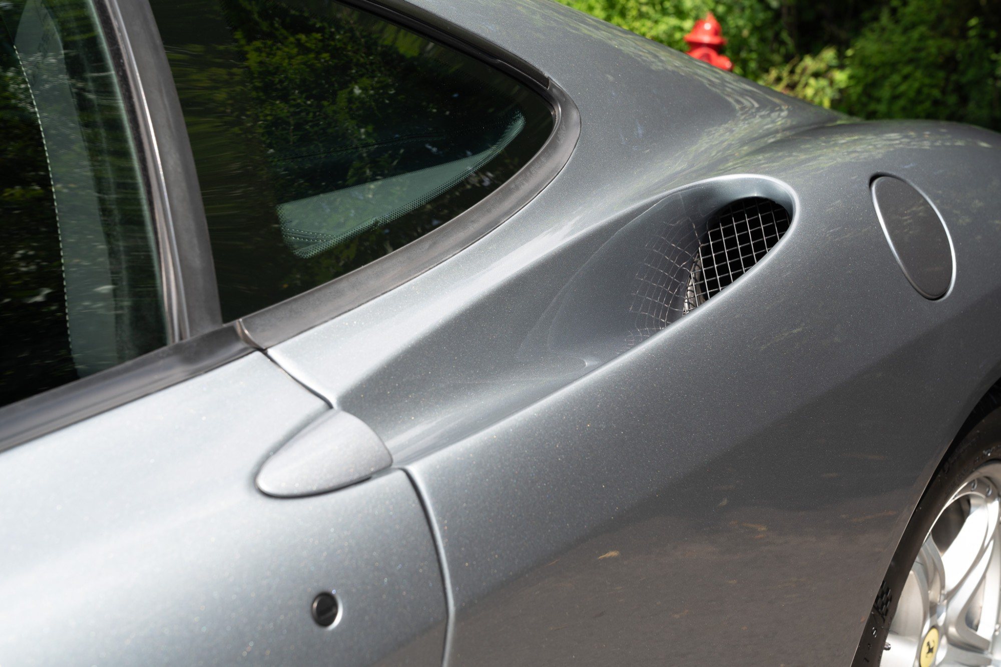 2000 Ferrari 360 Modena/Modena F1 in Grigio Titanio, exterior photo 12