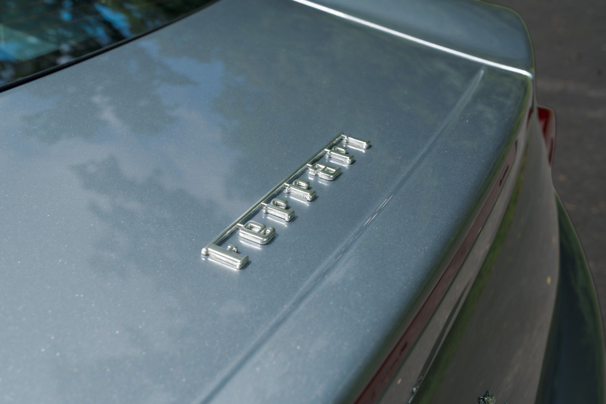 2000 Ferrari 360 Modena/Modena F1 in Grigio Titanio, exterior photo 14