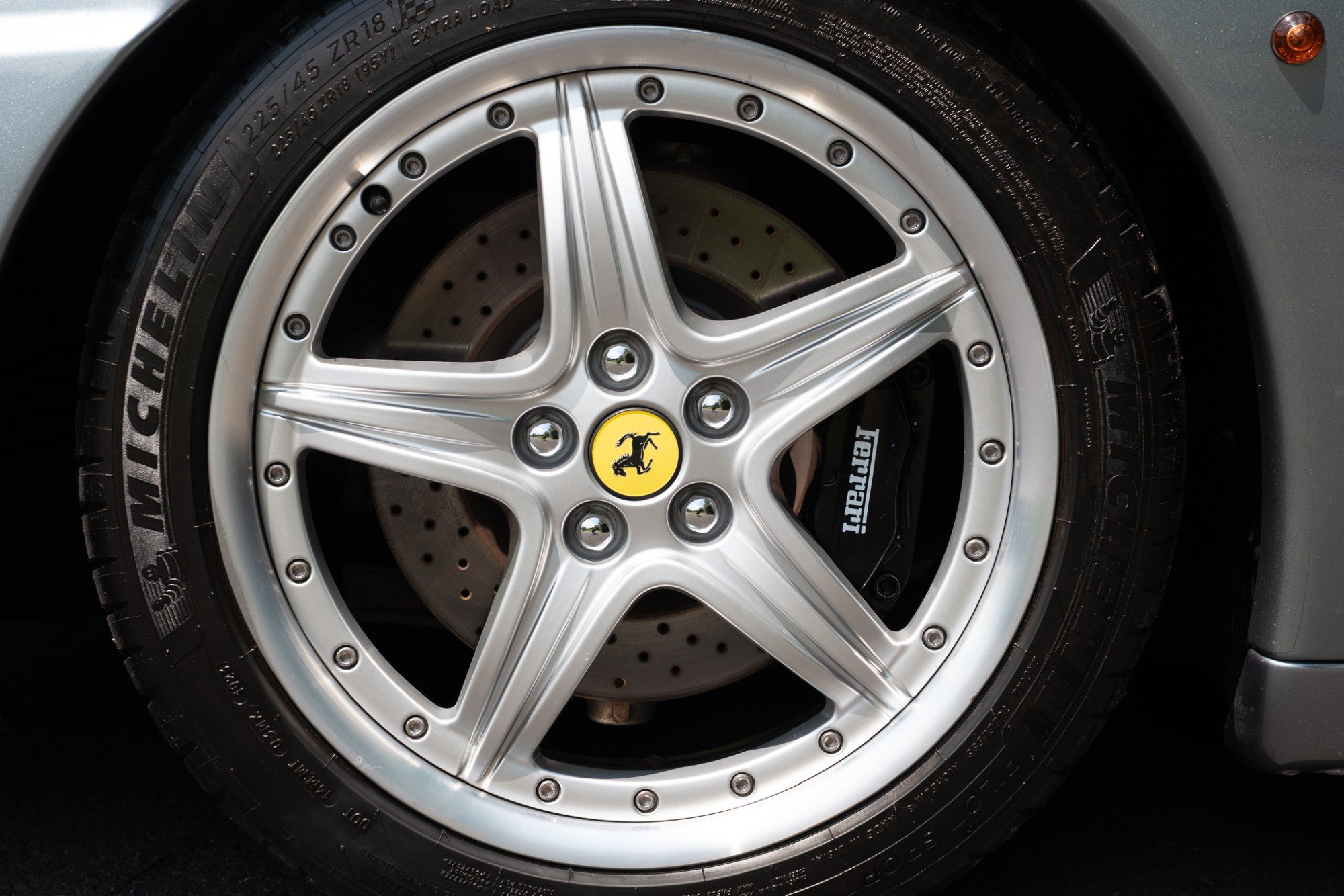 2000 Ferrari 360 Modena/Modena F1 in Grigio Titanio, exterior photo 22