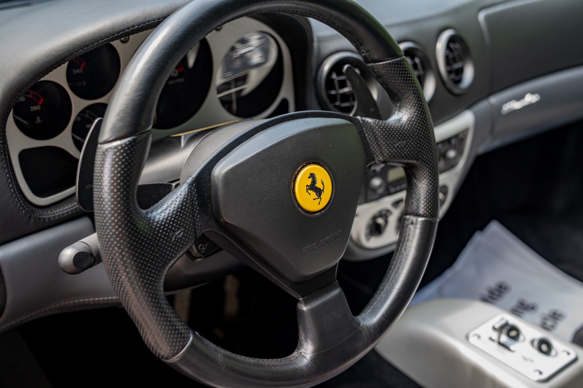 2000 Ferrari 360 Modena/Modena F1 in Grigio Titanio, interior photo 6