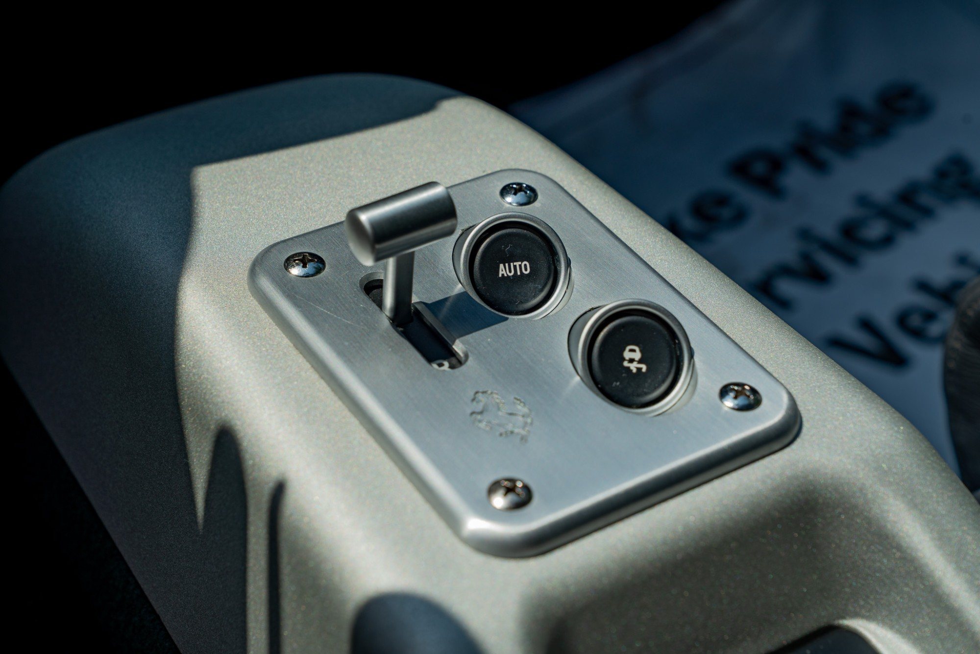 2000 Ferrari 360 Modena/Modena F1 in Grigio Titanio, interior photo 13