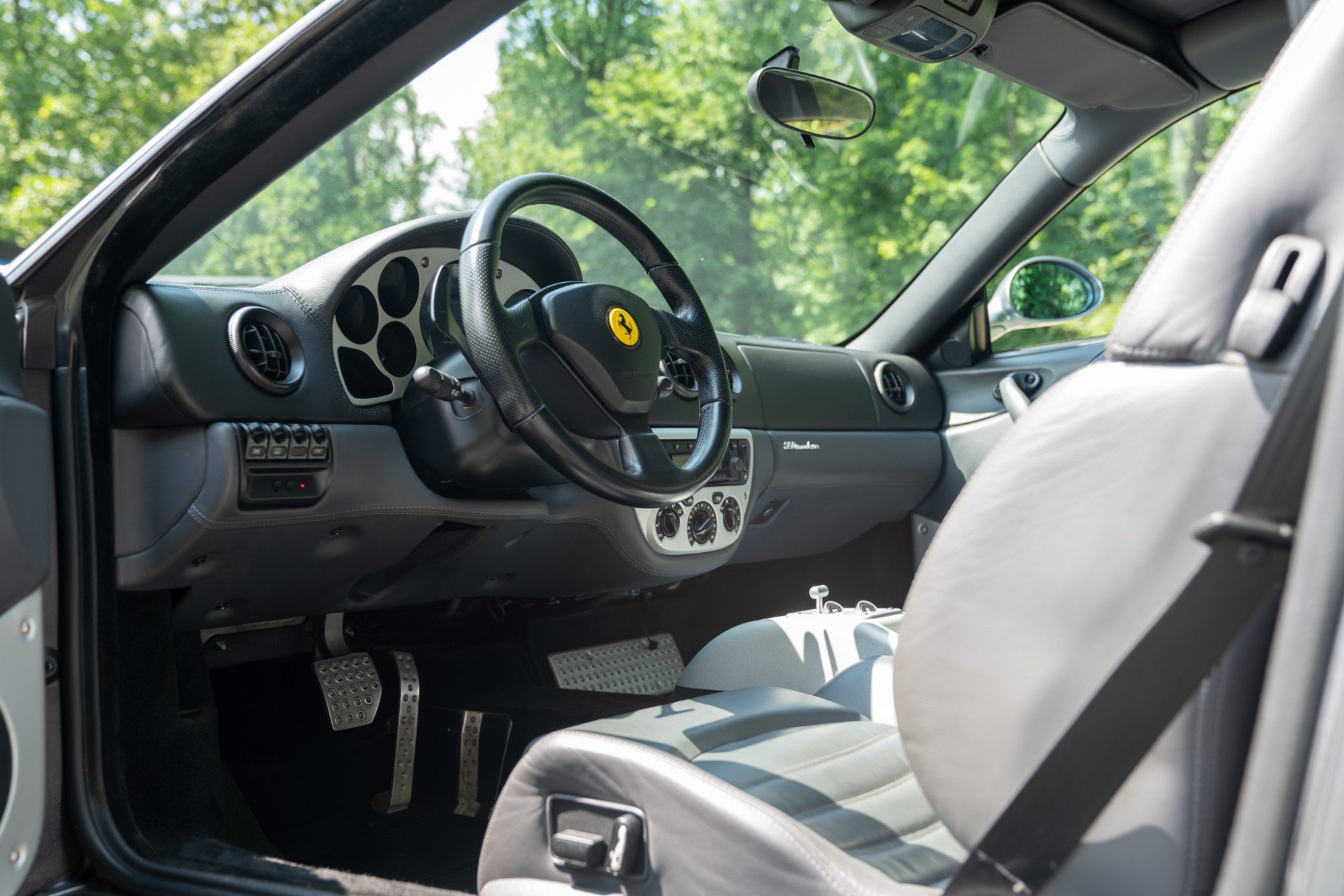 2000 Ferrari 360 Modena/Modena F1 in Grigio Titanio, interior photo 27