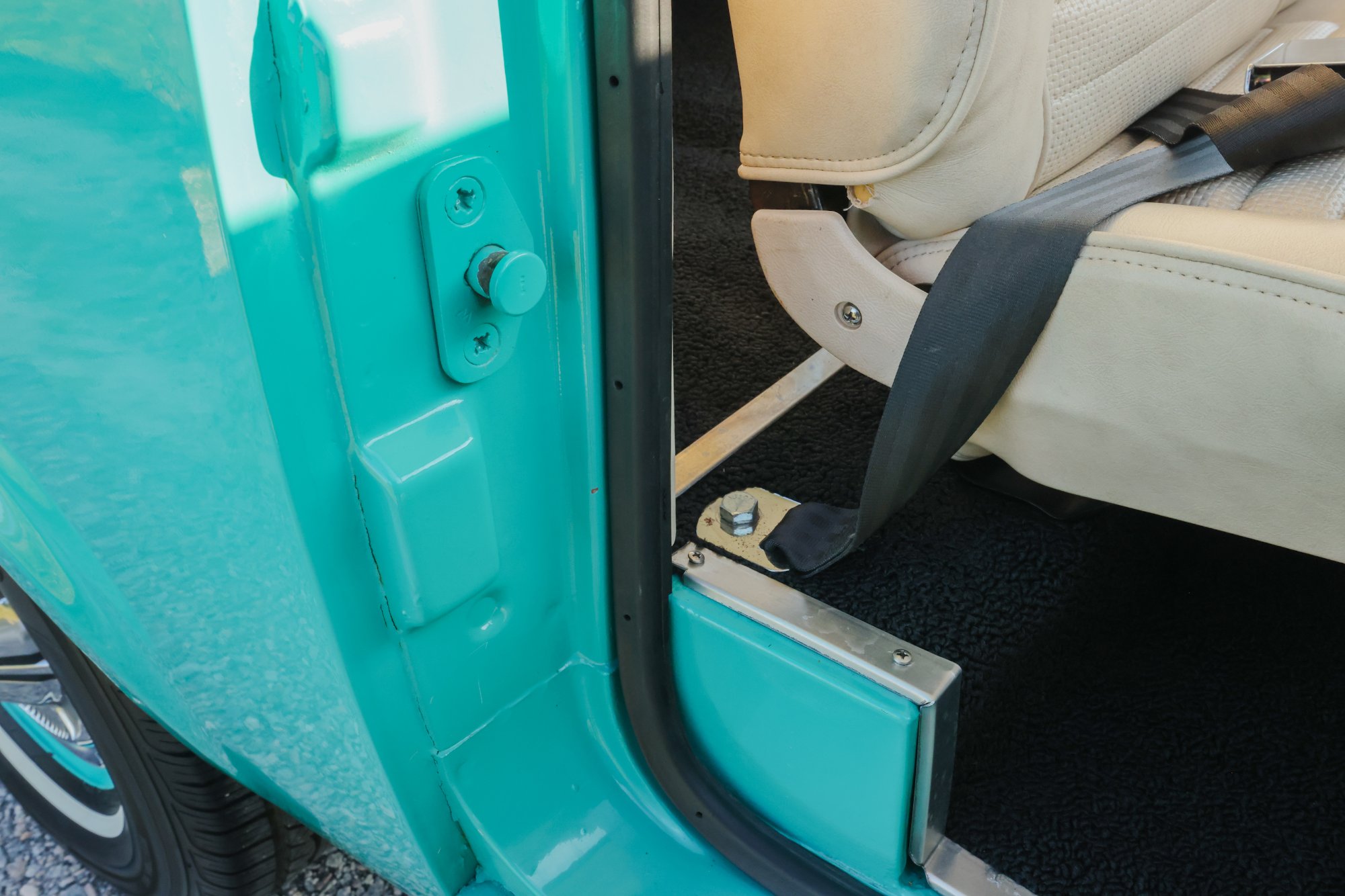 1967 Ford Bronco in Frost Turquoise Paint, detail cover photo