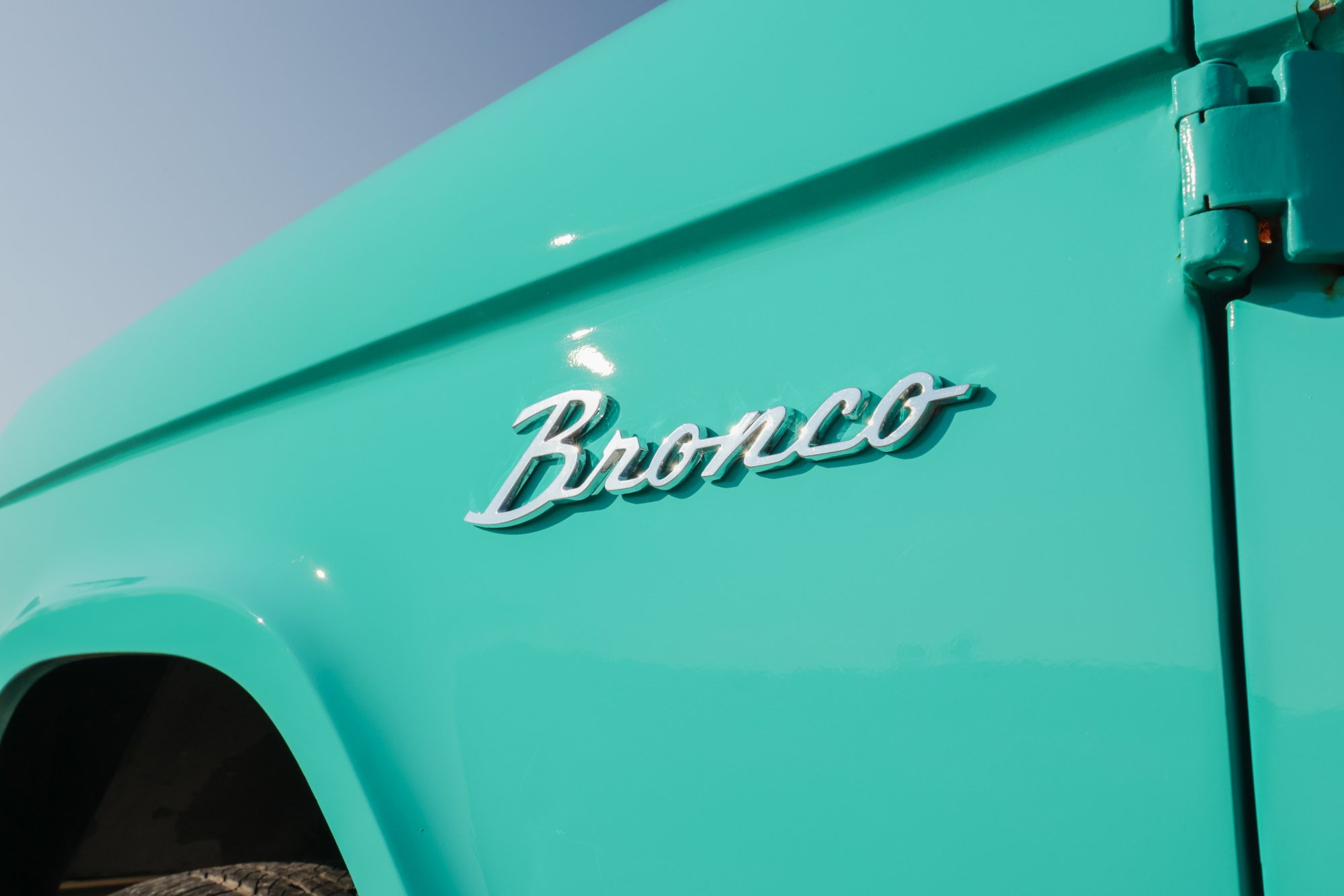 1967 Ford Bronco in Frost Turquoise Paint, exterior photo 40