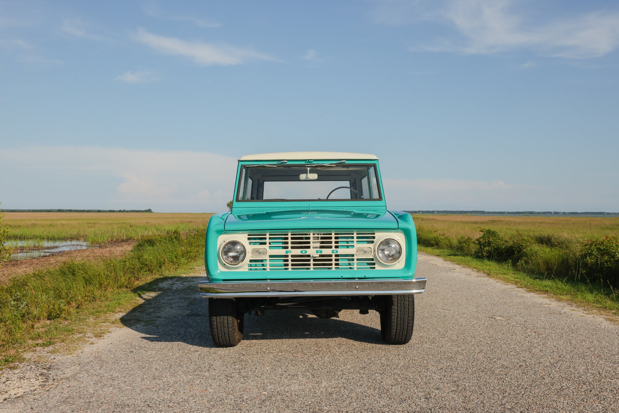 1967 Ford Bronco in Frost Turquoise Paint, exterior photo 28