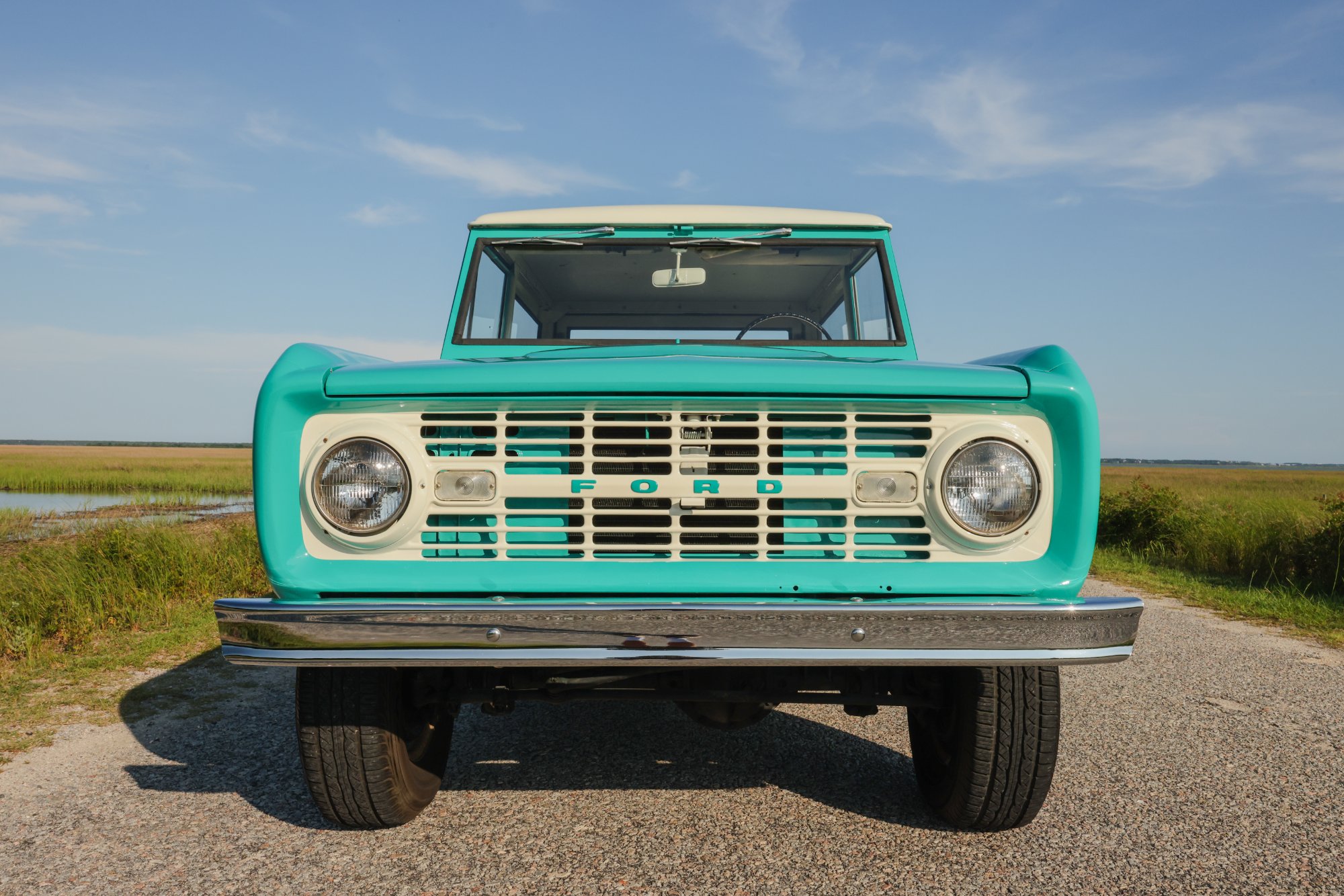 1967 Ford Bronco in Frost Turquoise Paint, exterior photo 31