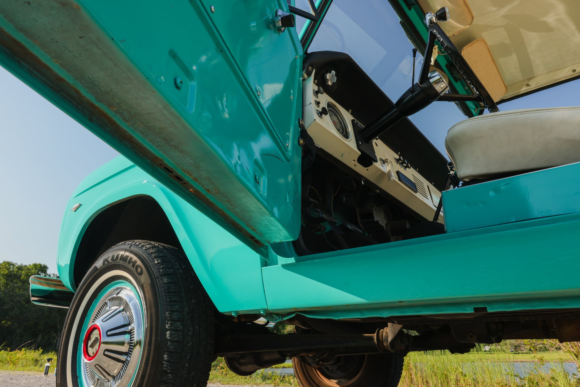 1967 Ford Bronco in Frost Turquoise Paint, exterior photo 53